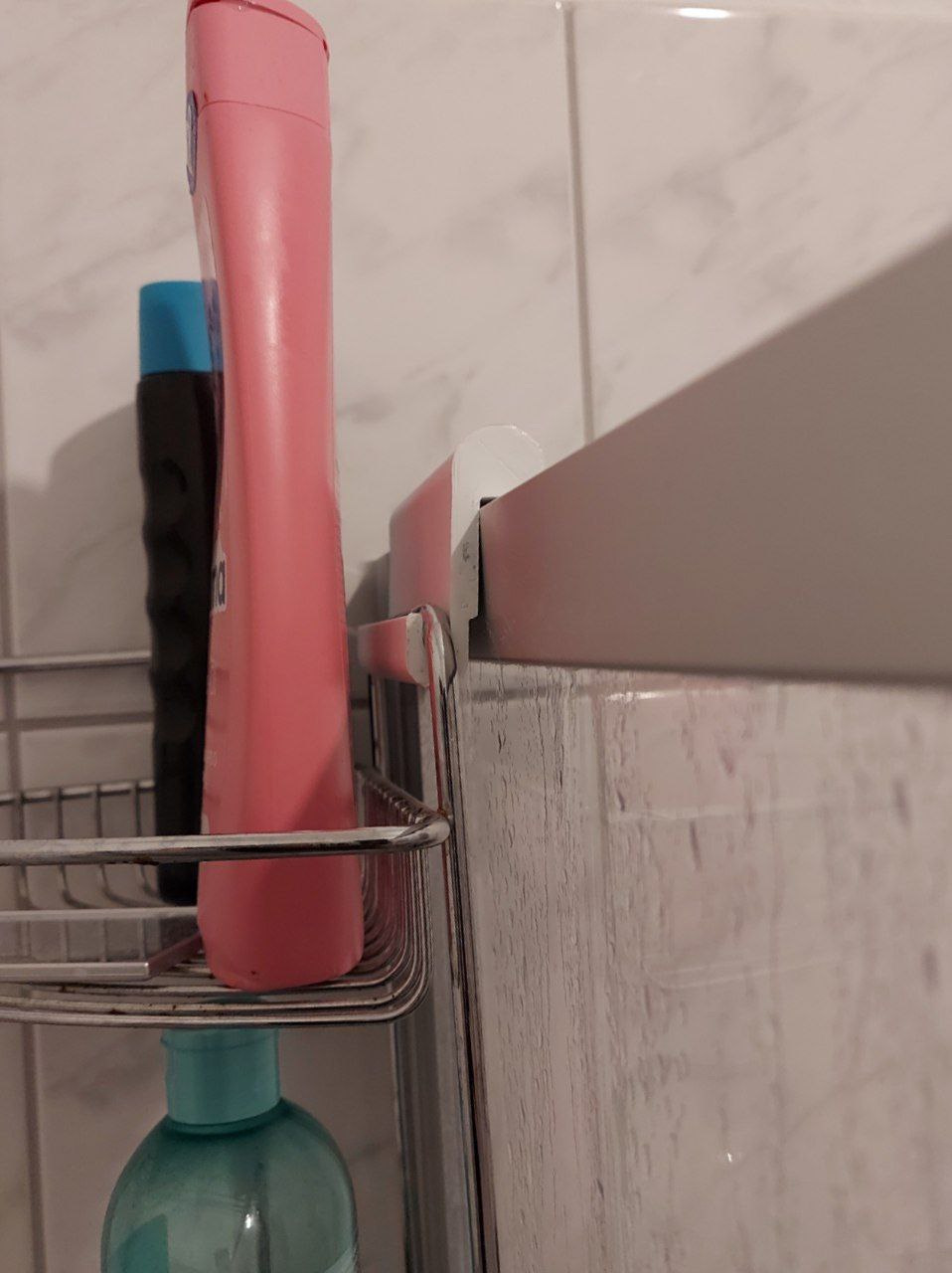 Shower basket hook by paulwuertz Download free STL model