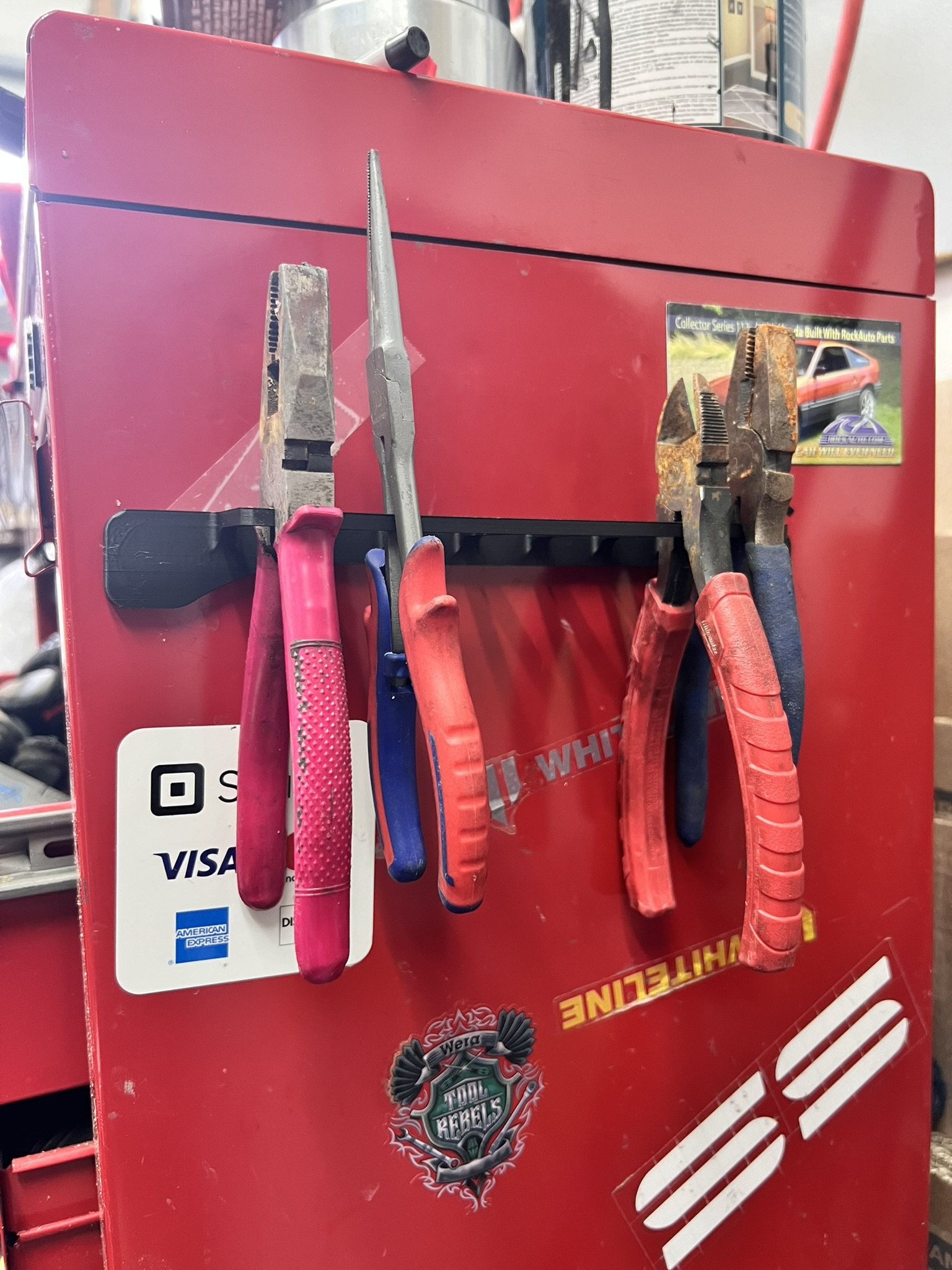 Pliers Holder by potatoworld Download free STL model