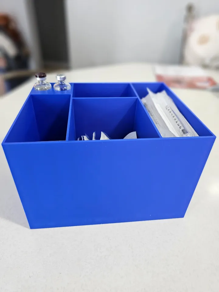 Medical injection supply box with vial holders by 3d_goodtimes