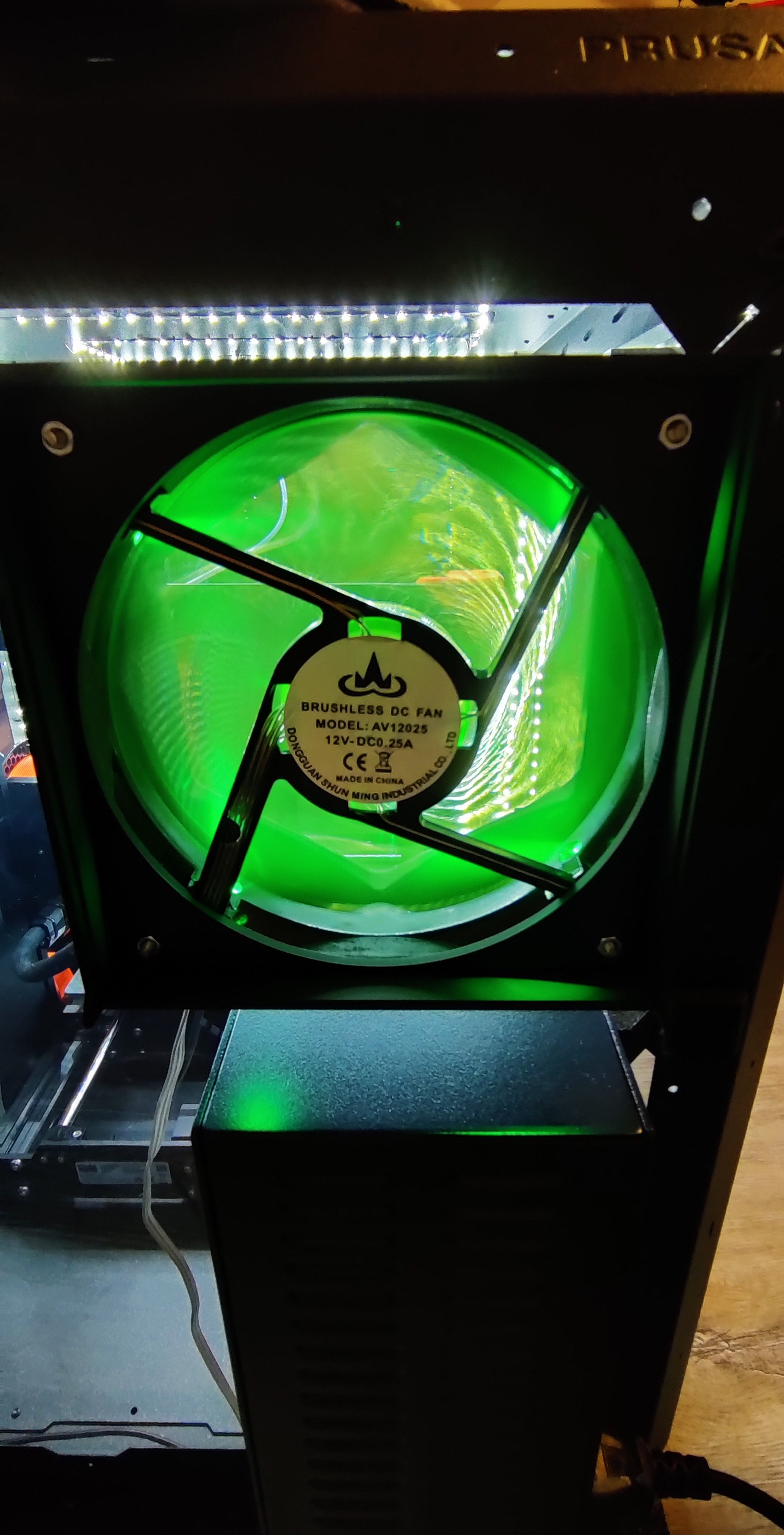 PRUSA Enclosure 120mm fan adapter and filter box par Philcotigo ...