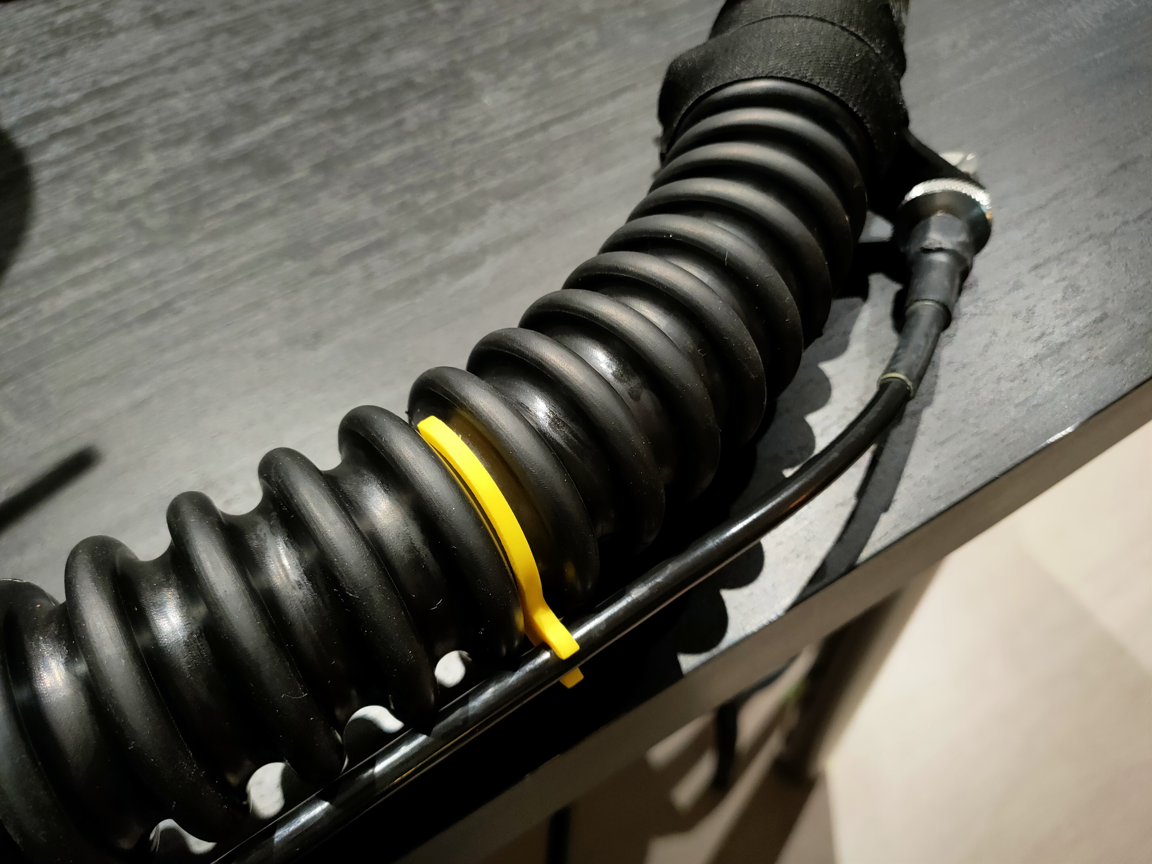 ISC HUD Cable loop holder