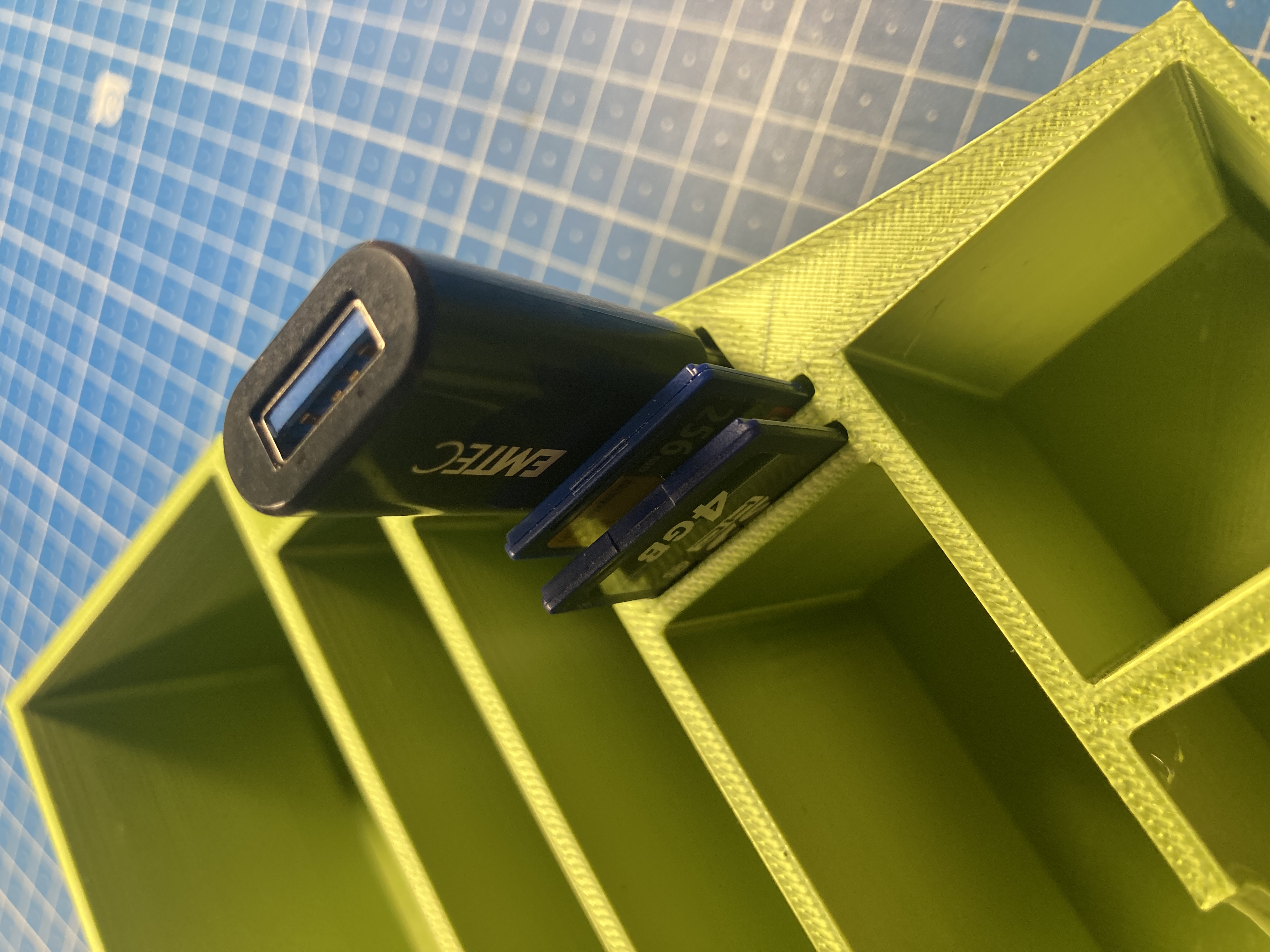 Selphy-Box - organize your Canon Selphy CP1500 by froetz | Download