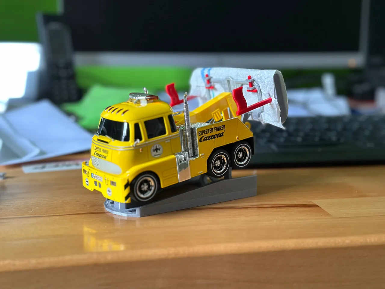 Carrera Track Cleaner based on Carrera Digital 132 Wrecker by