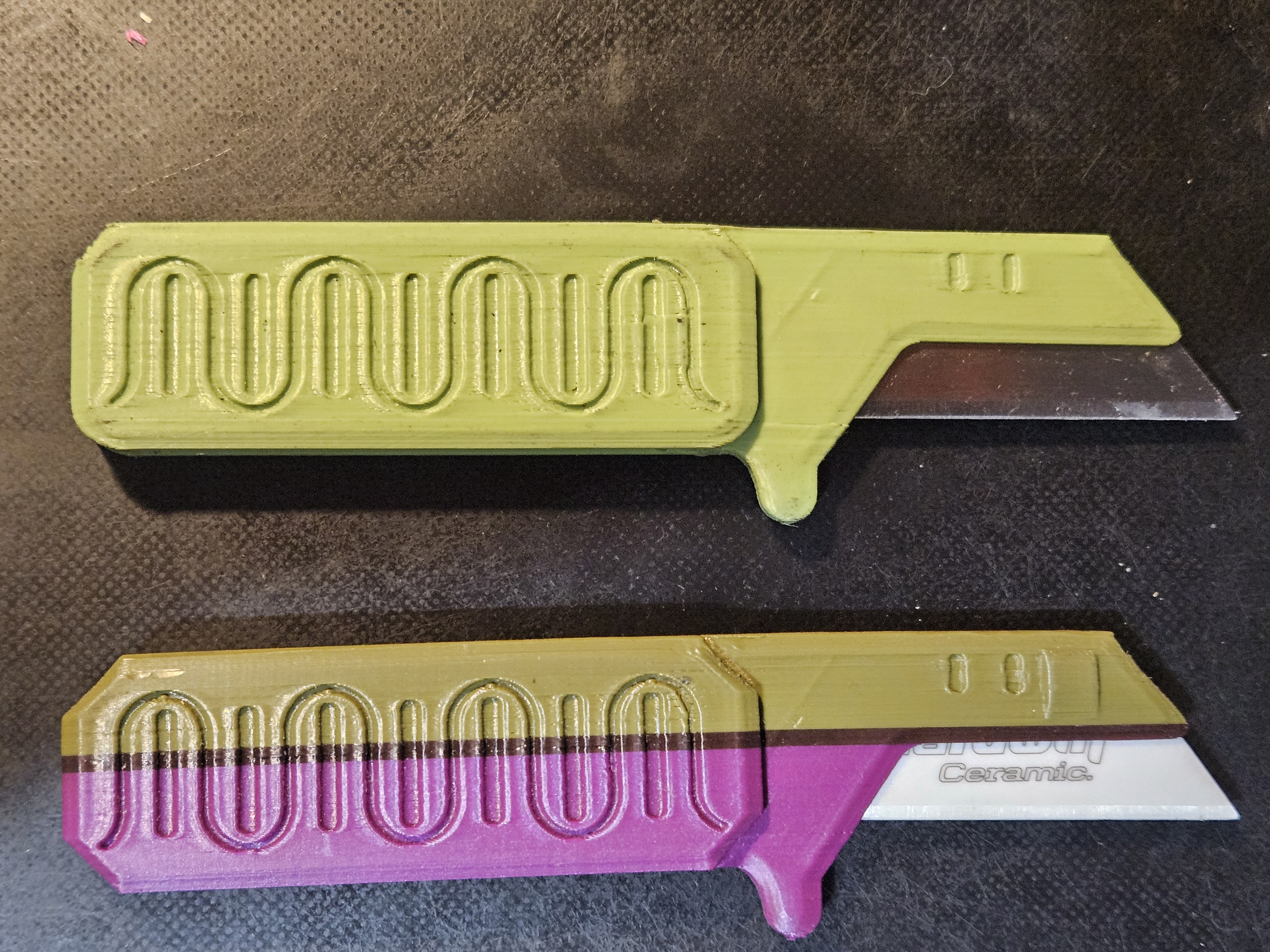 PRINT IN PLACE FOLDING BOX CUTTER