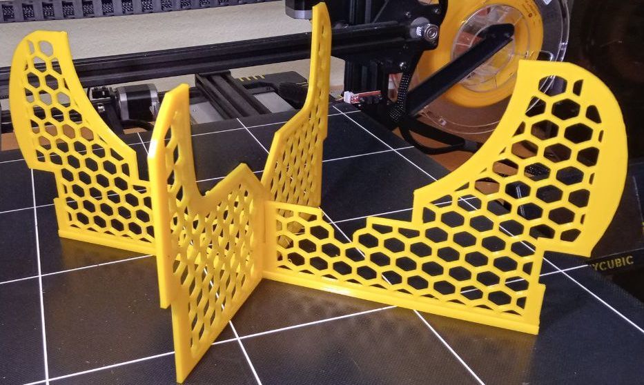 Miniatura 2 do modelo 3D Hatching egg divider V2