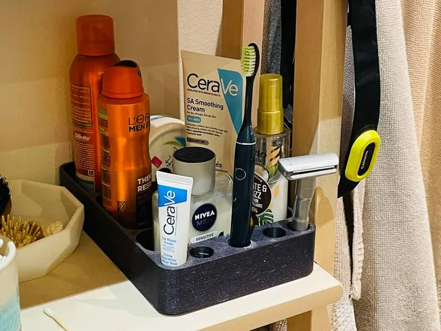 Bathroom holder