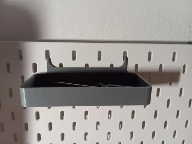 IKEA SKÅDIS shelve