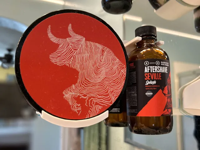 Offset Shaving Soap & Splash Holder