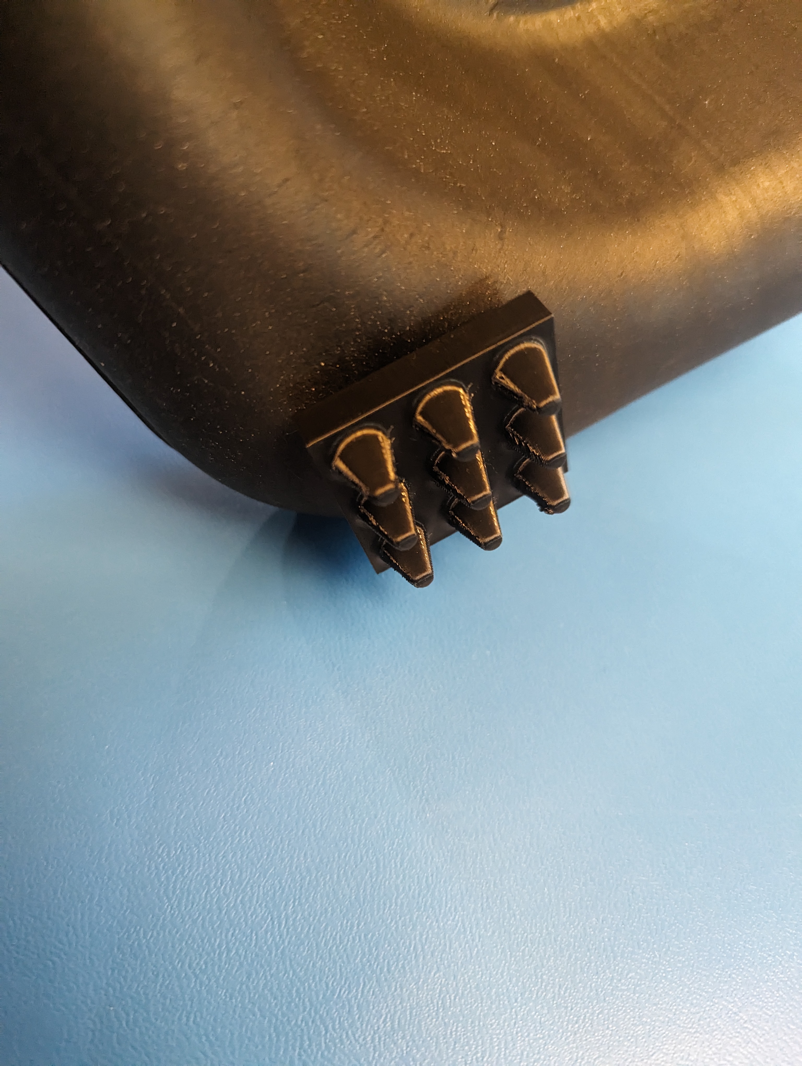 Carpet Cleat for Stackable Fitness Platform