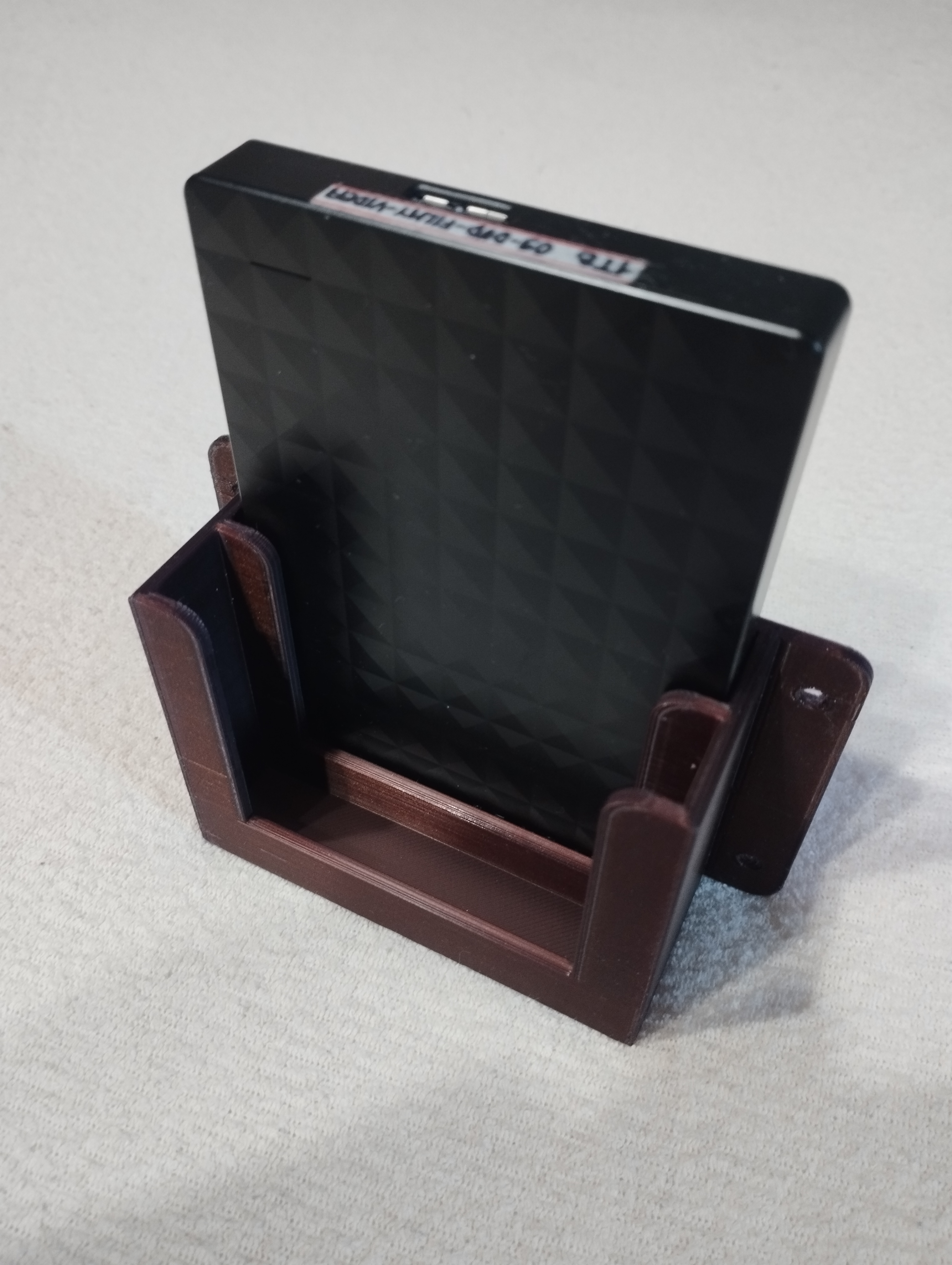 Holder for two 2.5" external drives