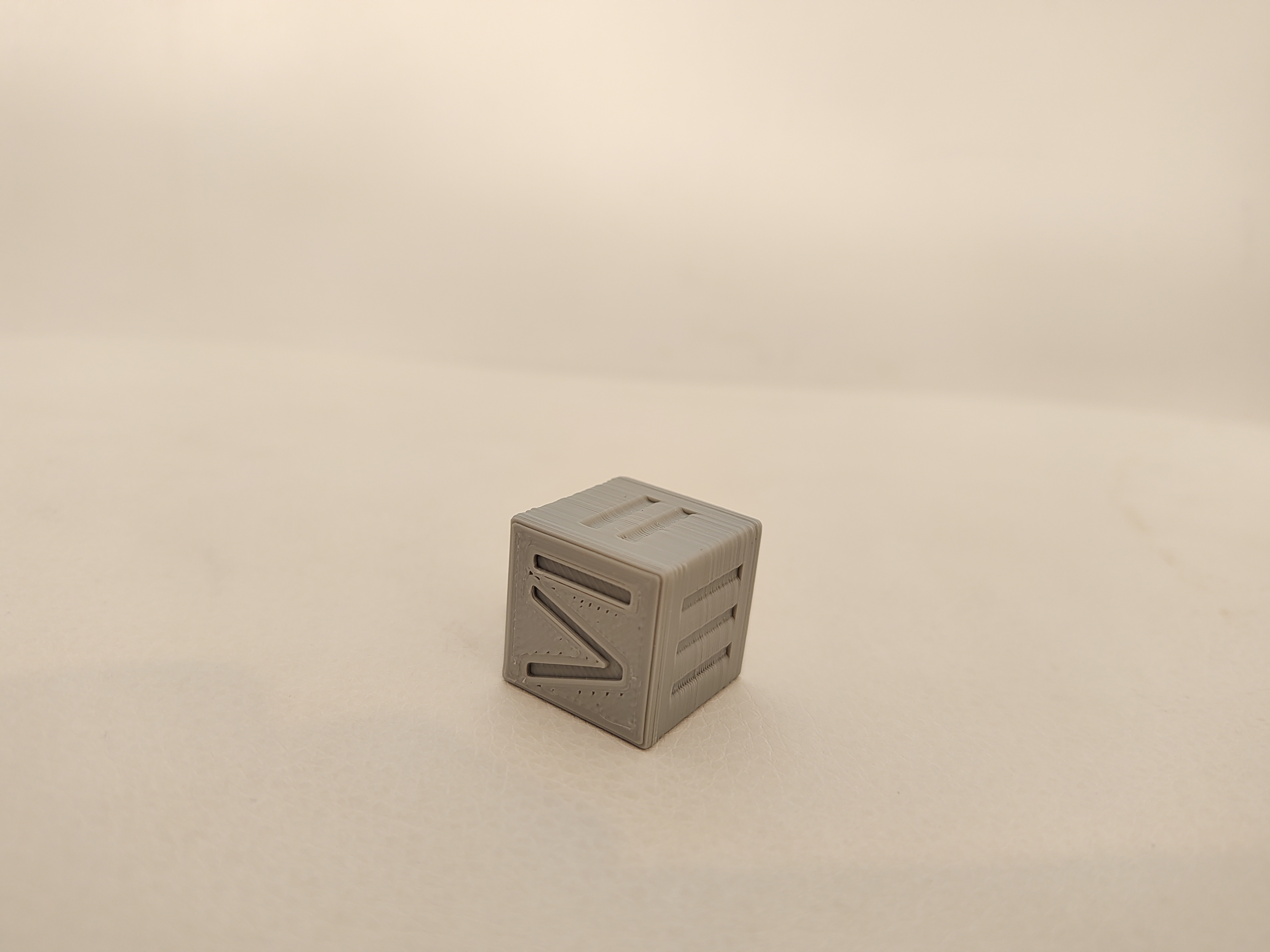 Miniatura 2 do modelo 3D Dice with Roman numbers