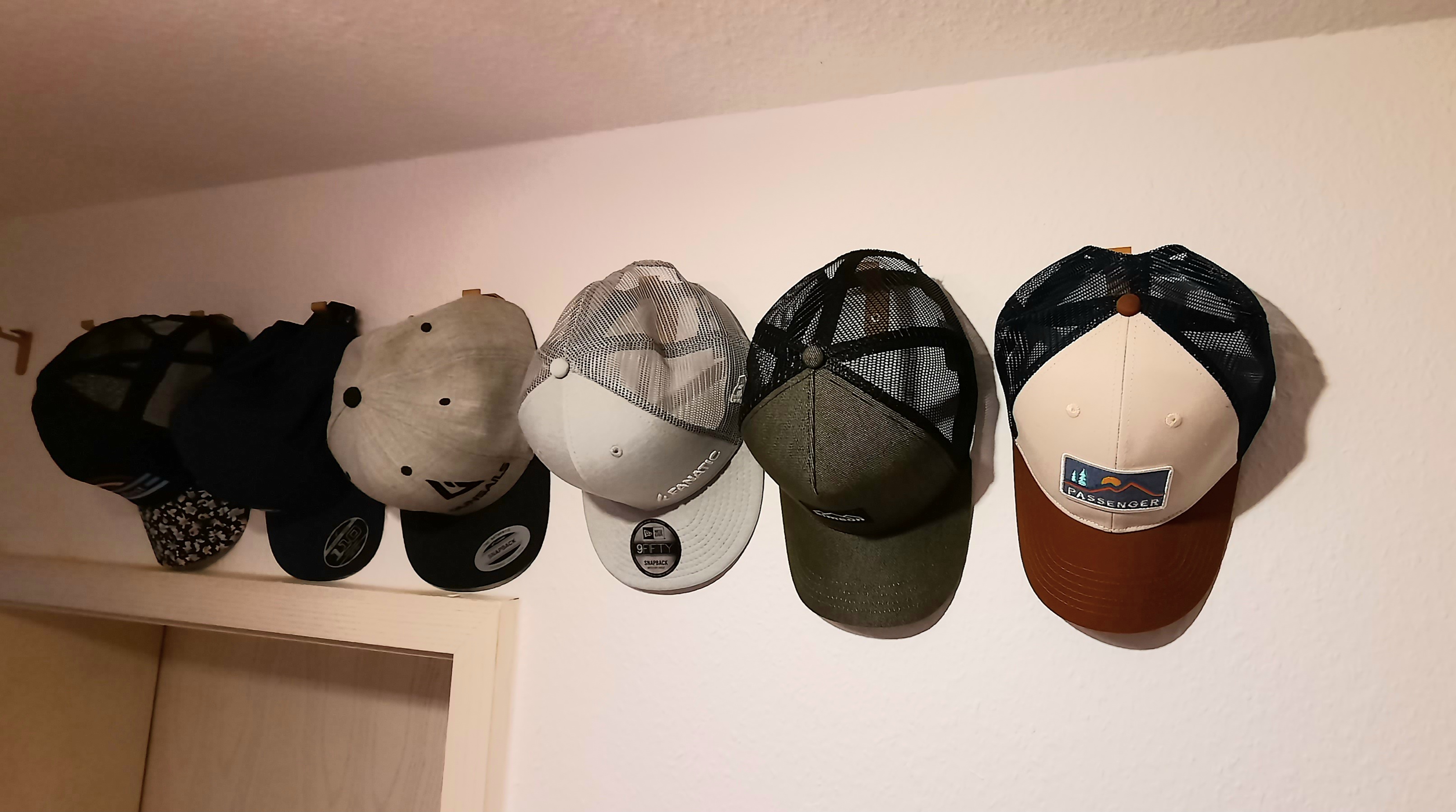 Cap holder / Basecap hook