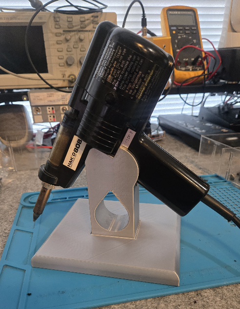 Hakko 808 desoldering gun stand