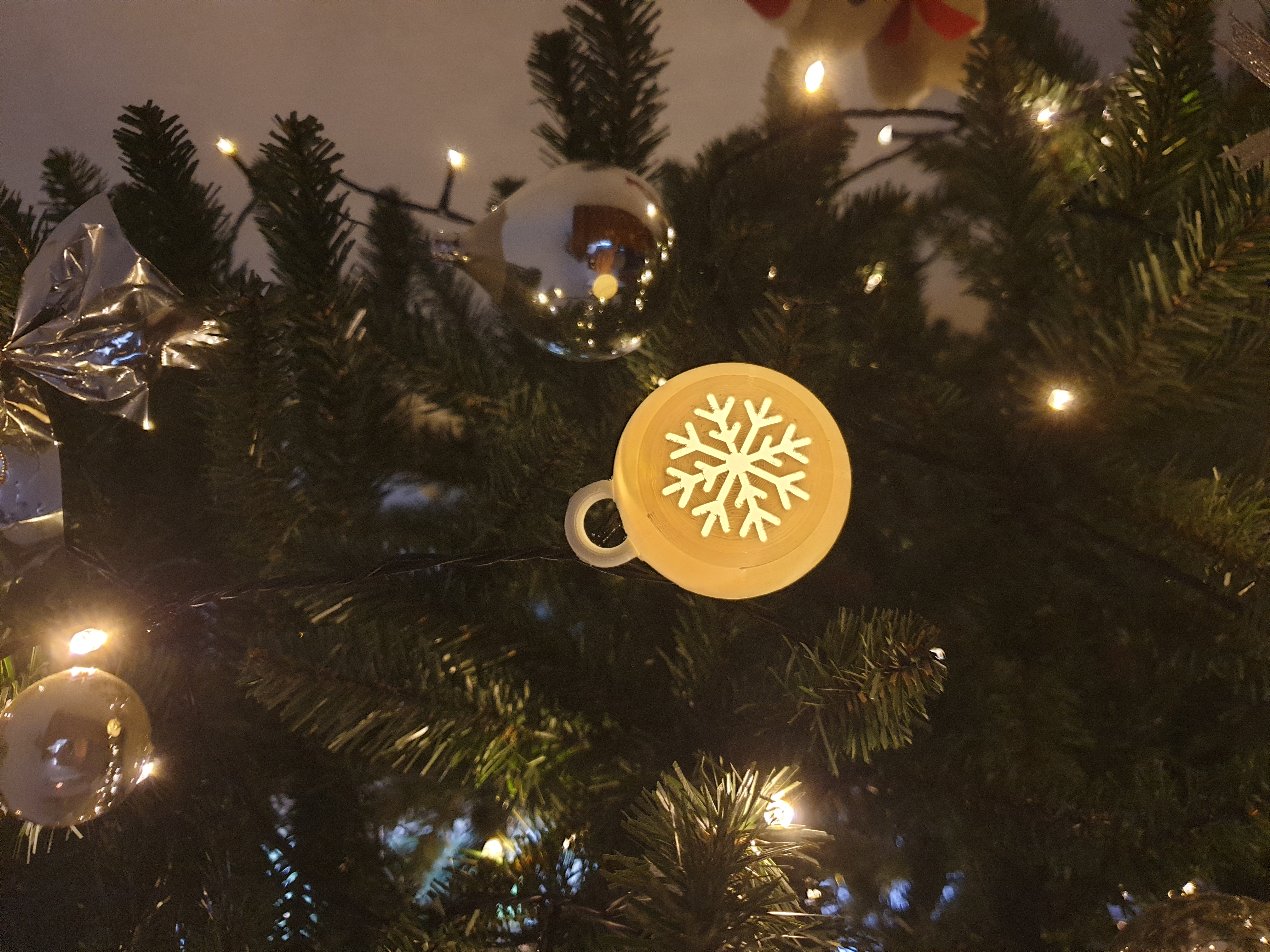 Christmas-ornament lamp