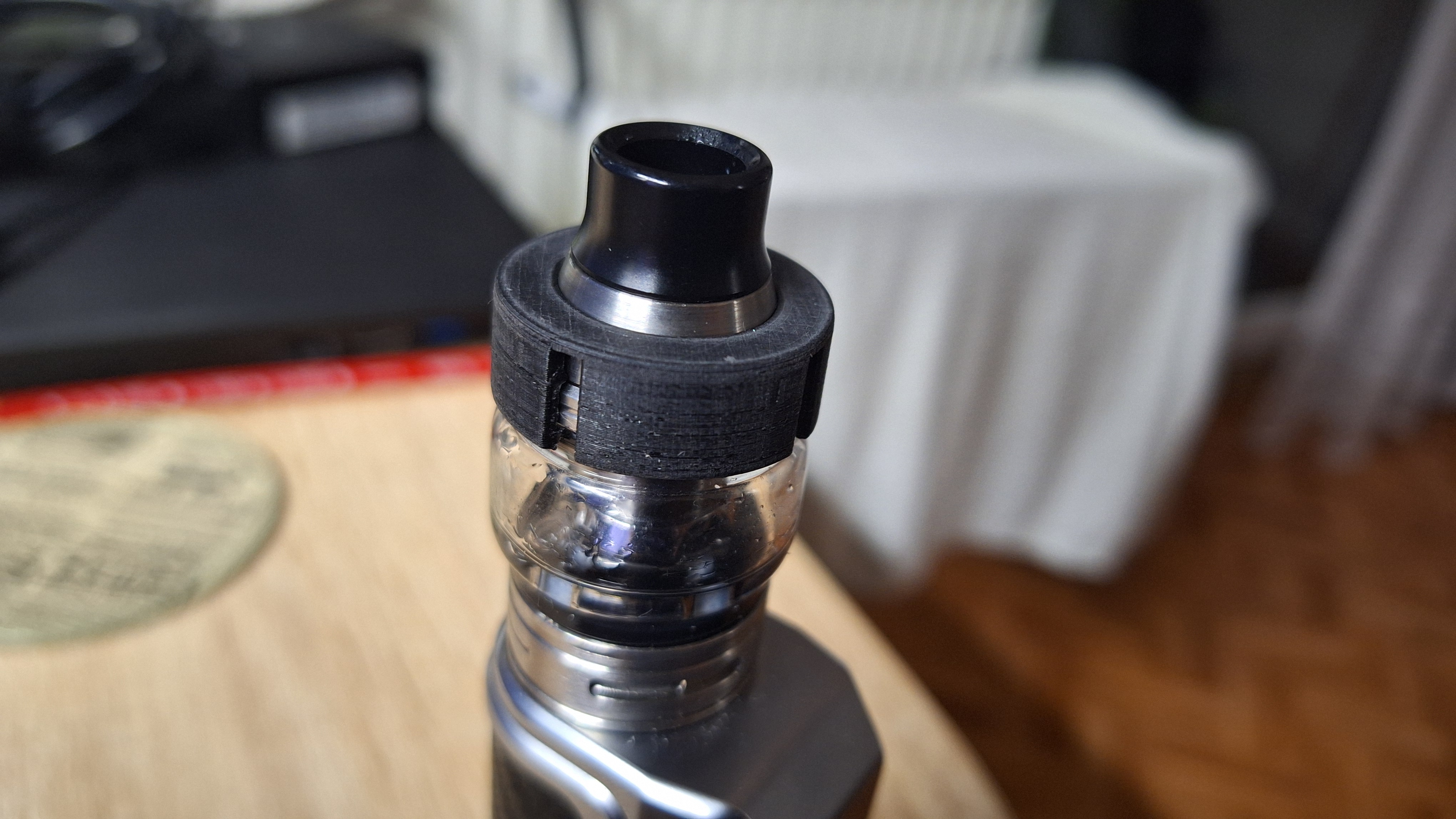 E-cigaret safety cover no leakage