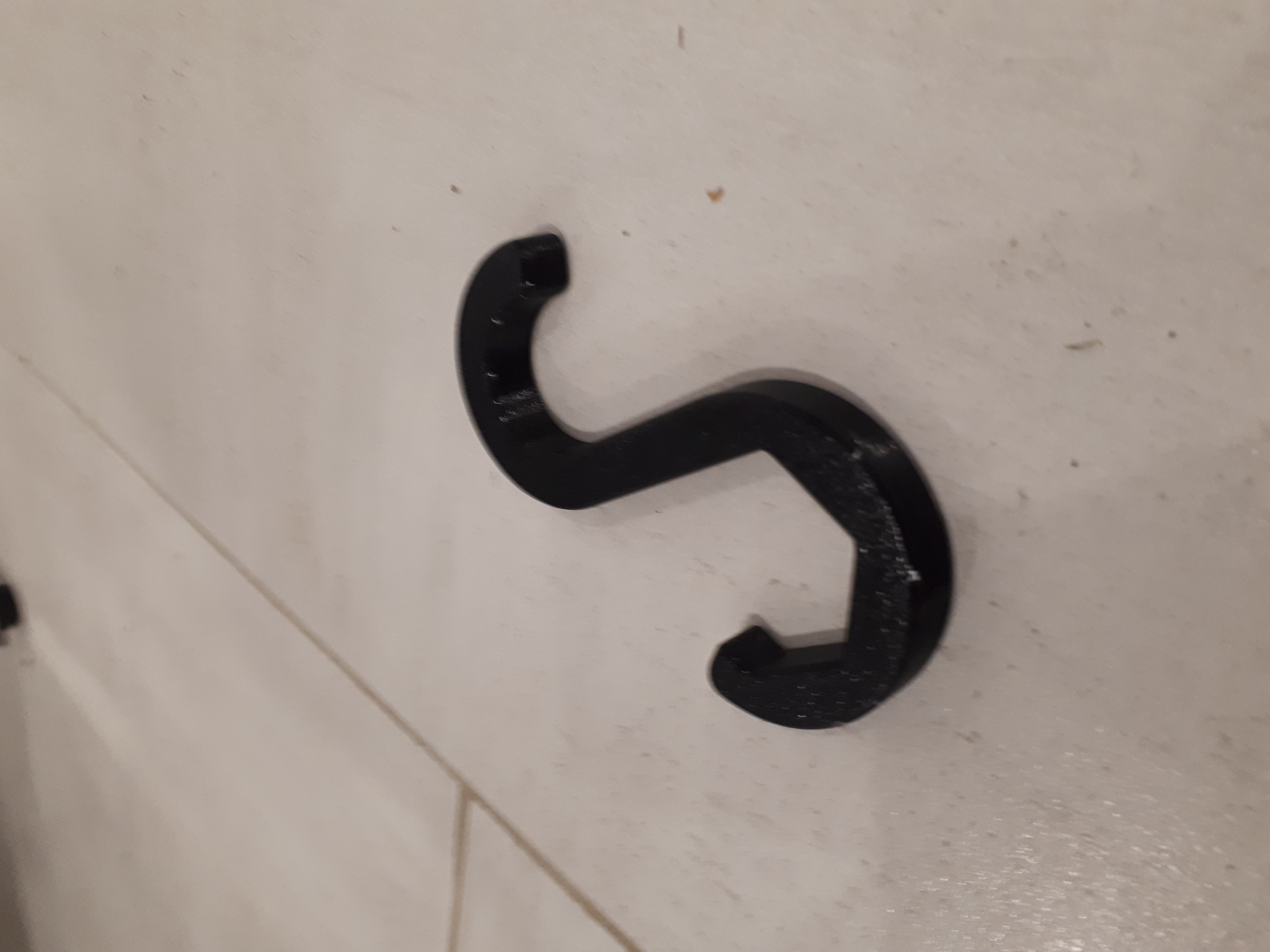 Miniatura 3 do modelo 3D Wardrobe Bar Hook