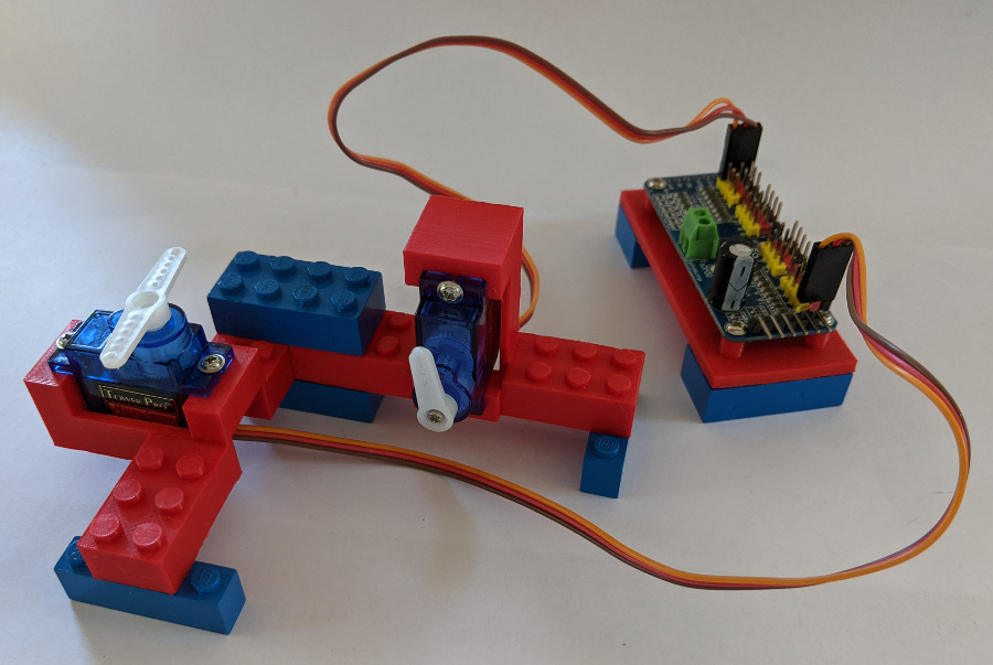 Servo motor and PWM controller LEGO connectors