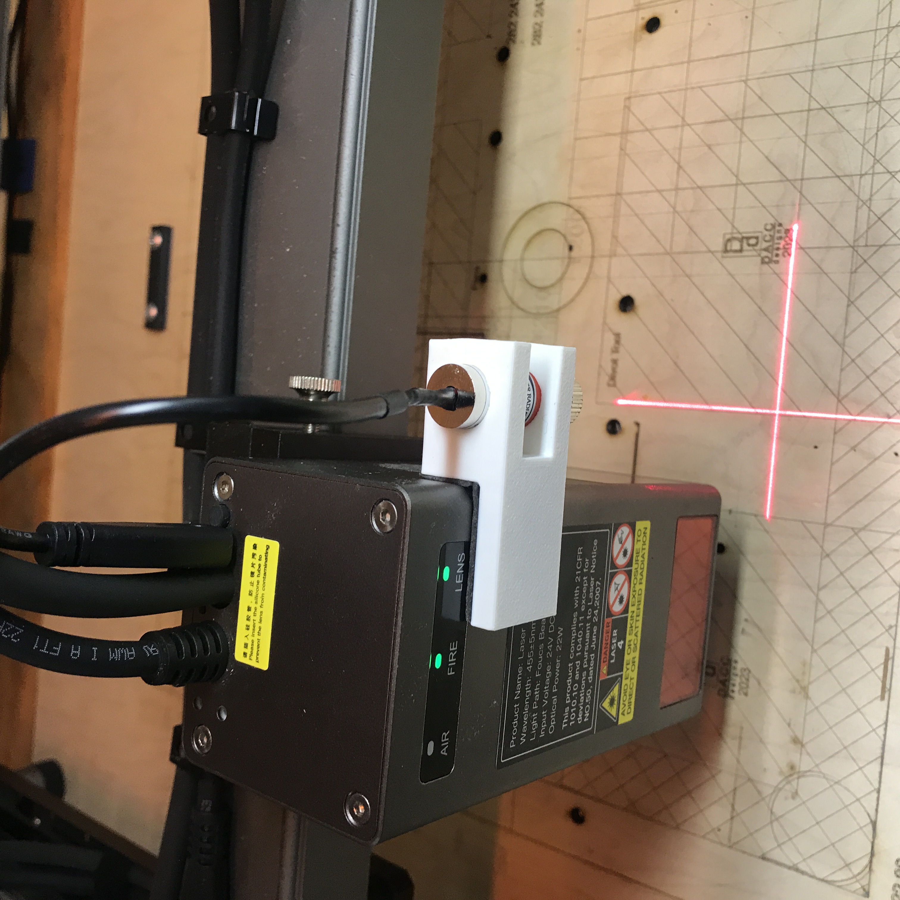 Very simple mount for crosshair laser to a laser head by DACC designs