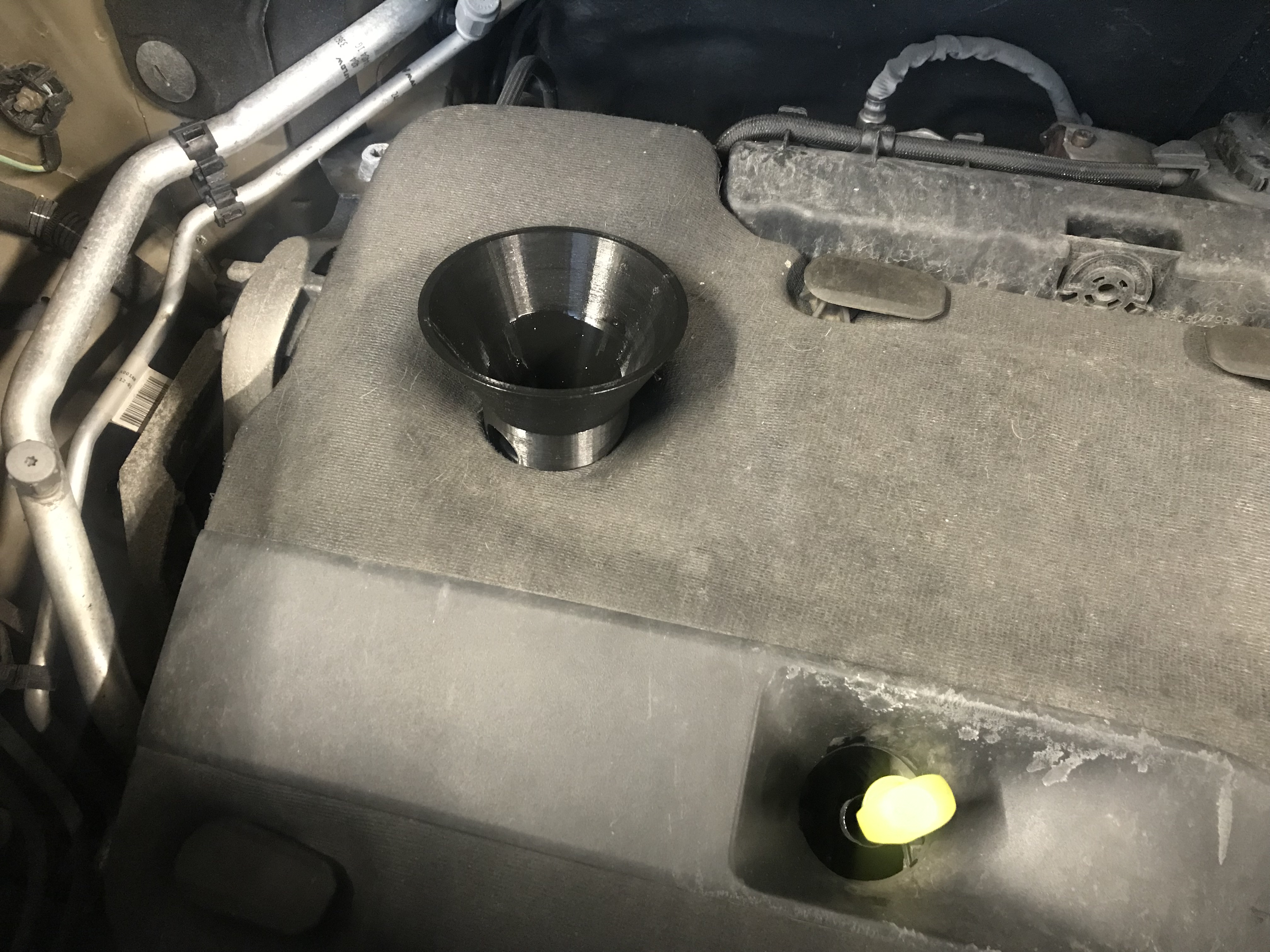 Toyota proace oil funnel