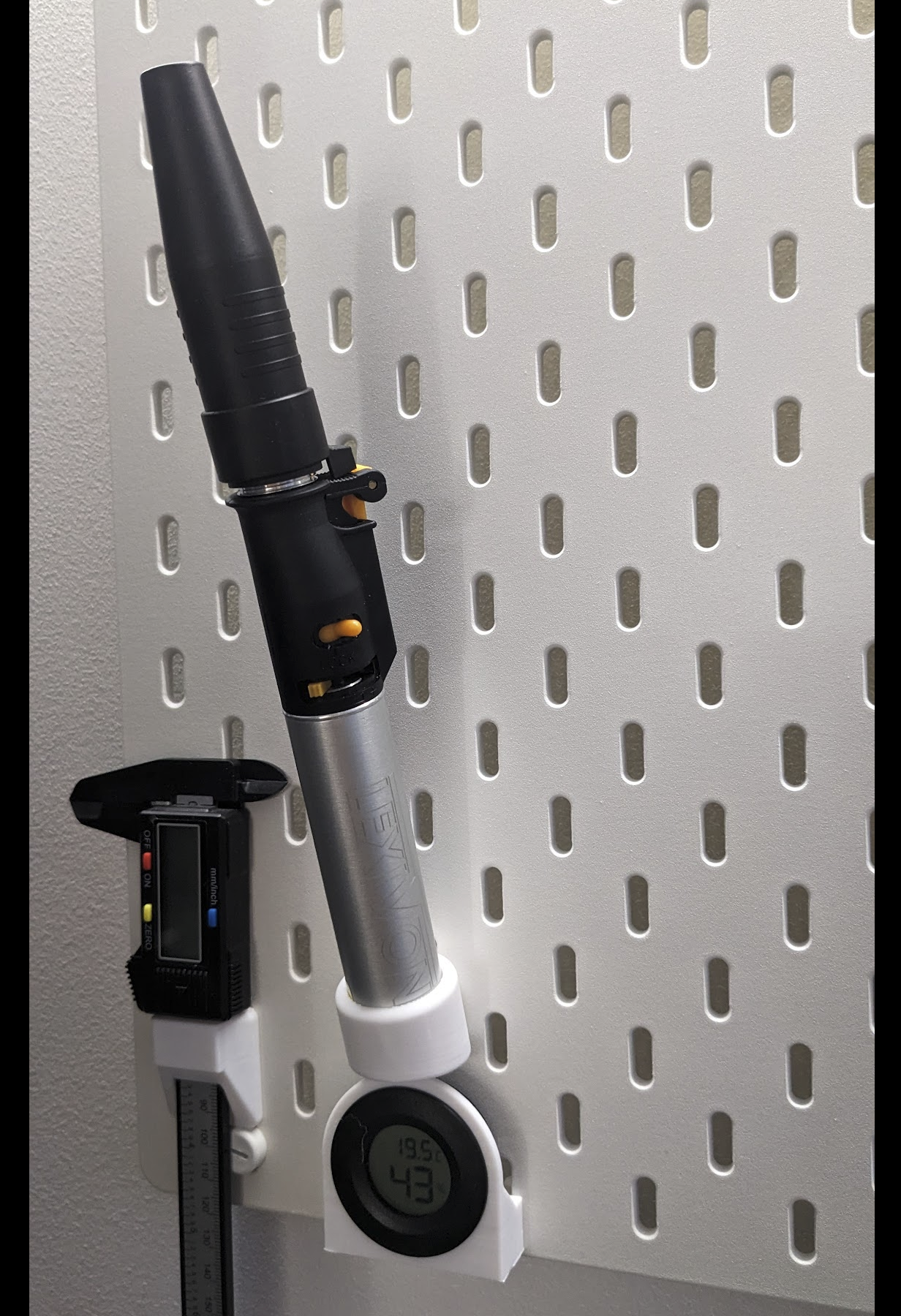 Skadis gas soldering iron holder
