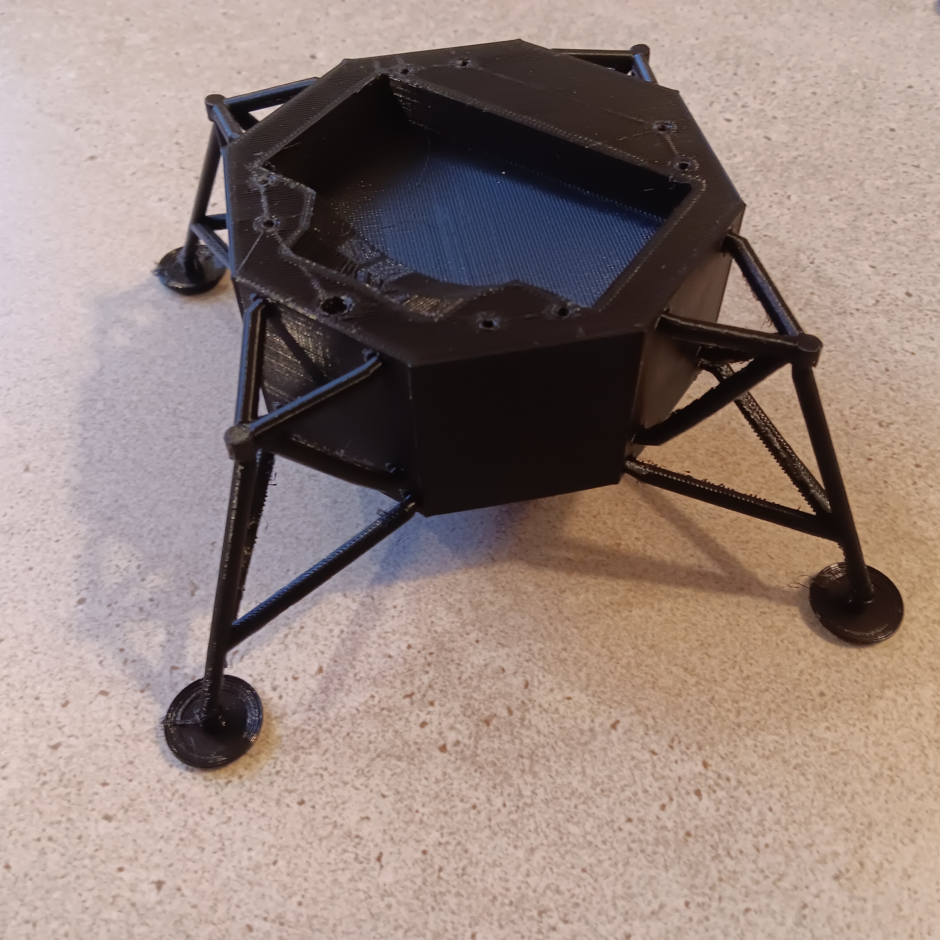 Apollo 11 Lunar Lander By Runningturtle08 Download Free STL Model apollo-11-lunar-lander-by-runningturtle08-download-free-stl-model