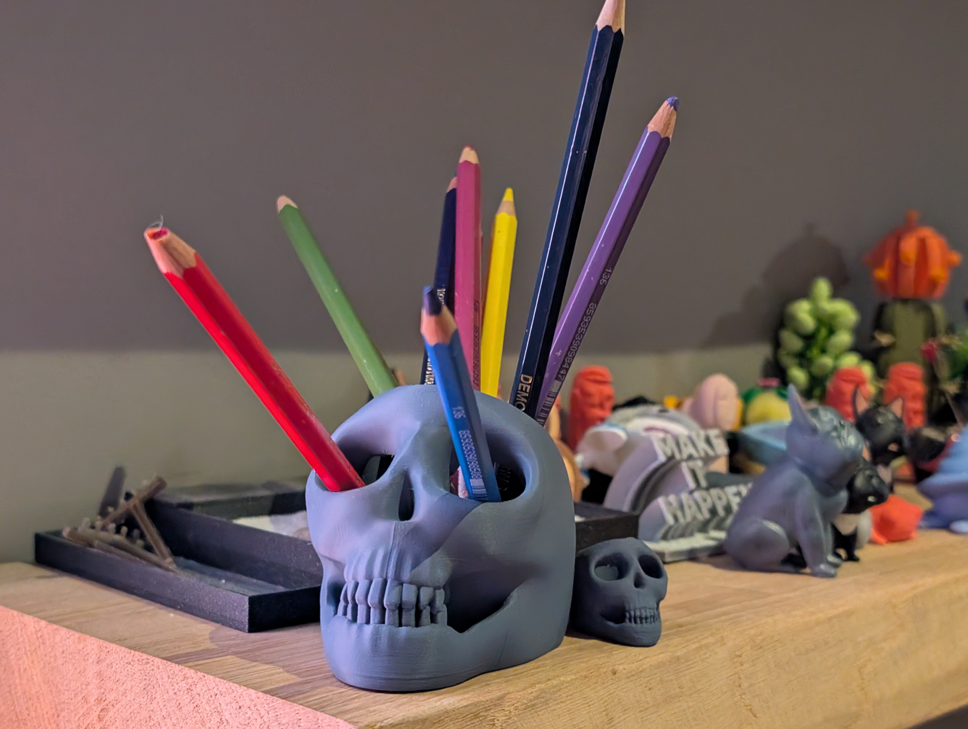 Skull Pen Holder — miniatura 5