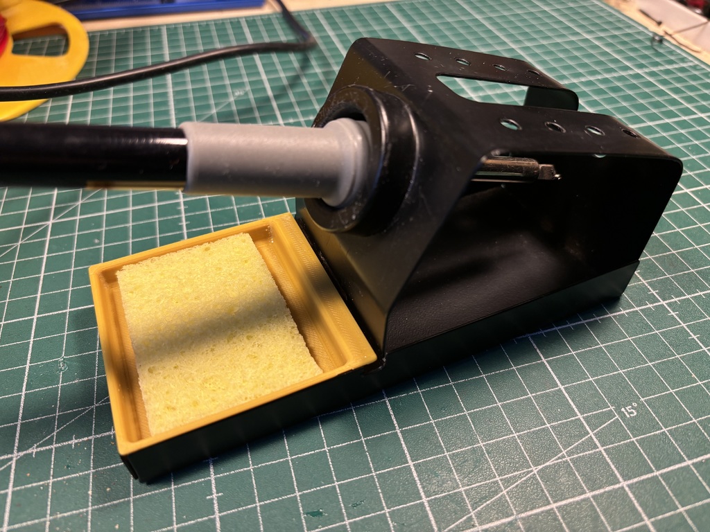 Sponge Tray for Soldering Iron Stand (Handskit 909D+)