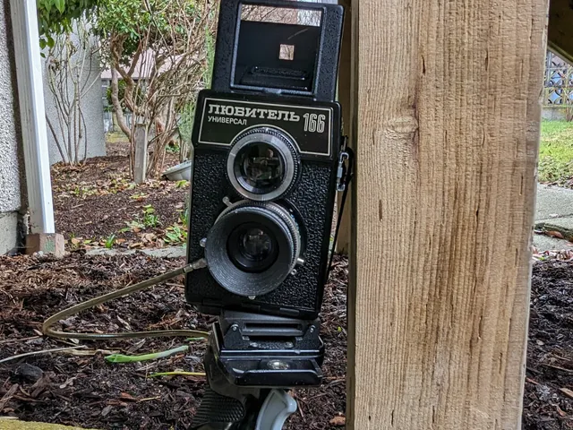 Lubitel to Rolleifix pistol grip adapter plate