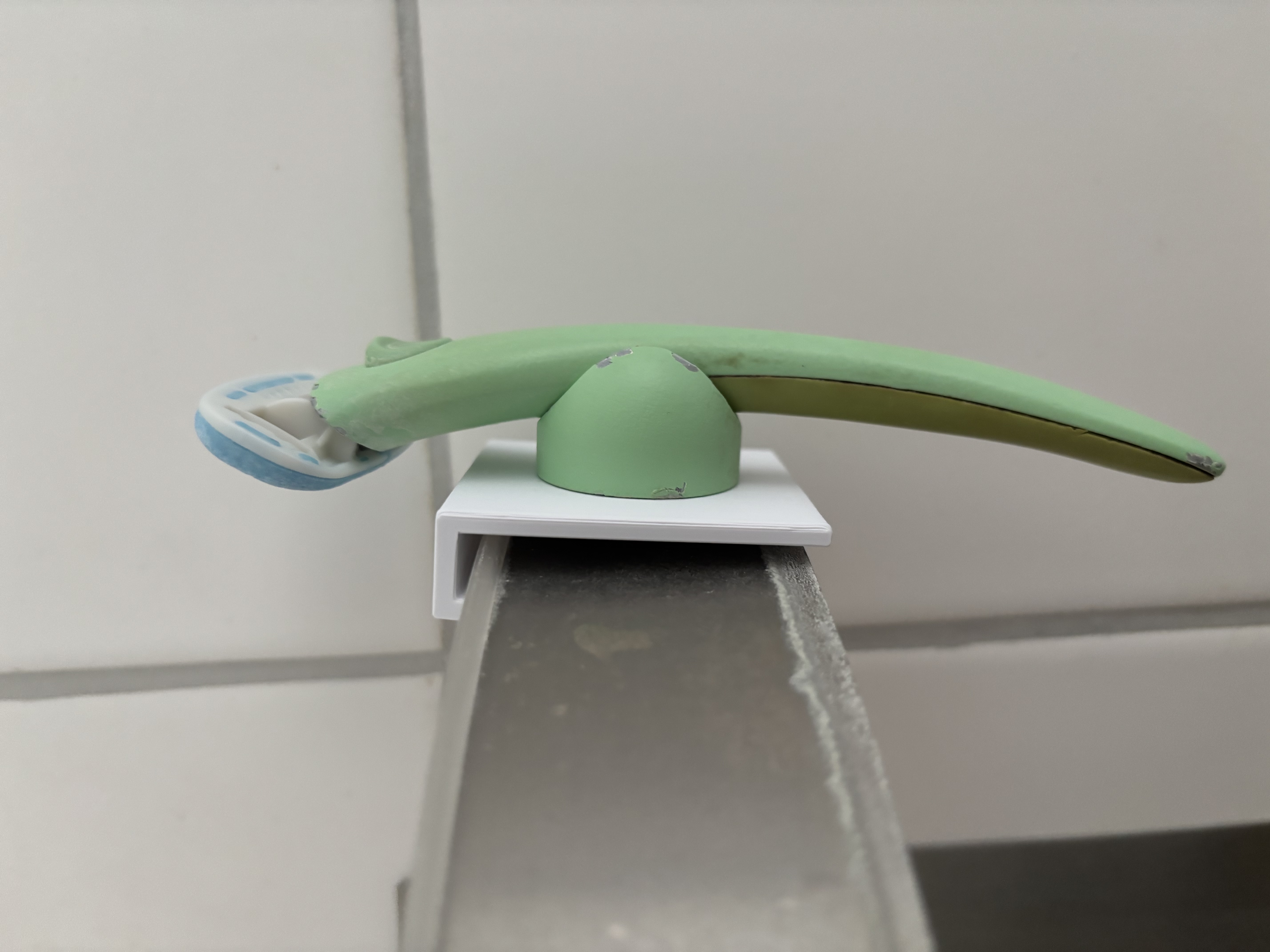 Estrid Razor Shower holder slim
