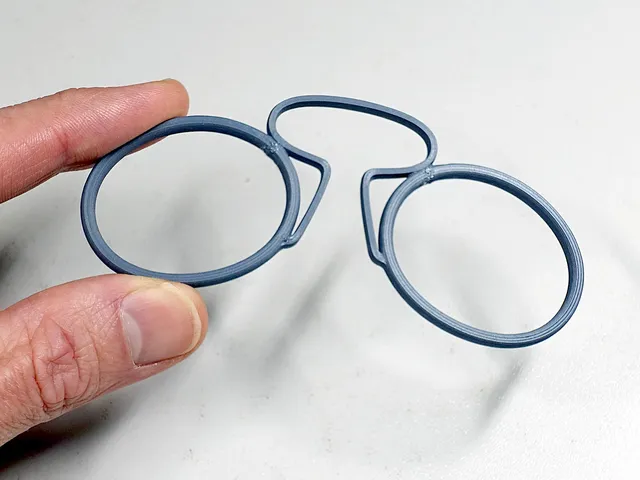 Pinch Nose Clip on Glasses (Pince-nez)