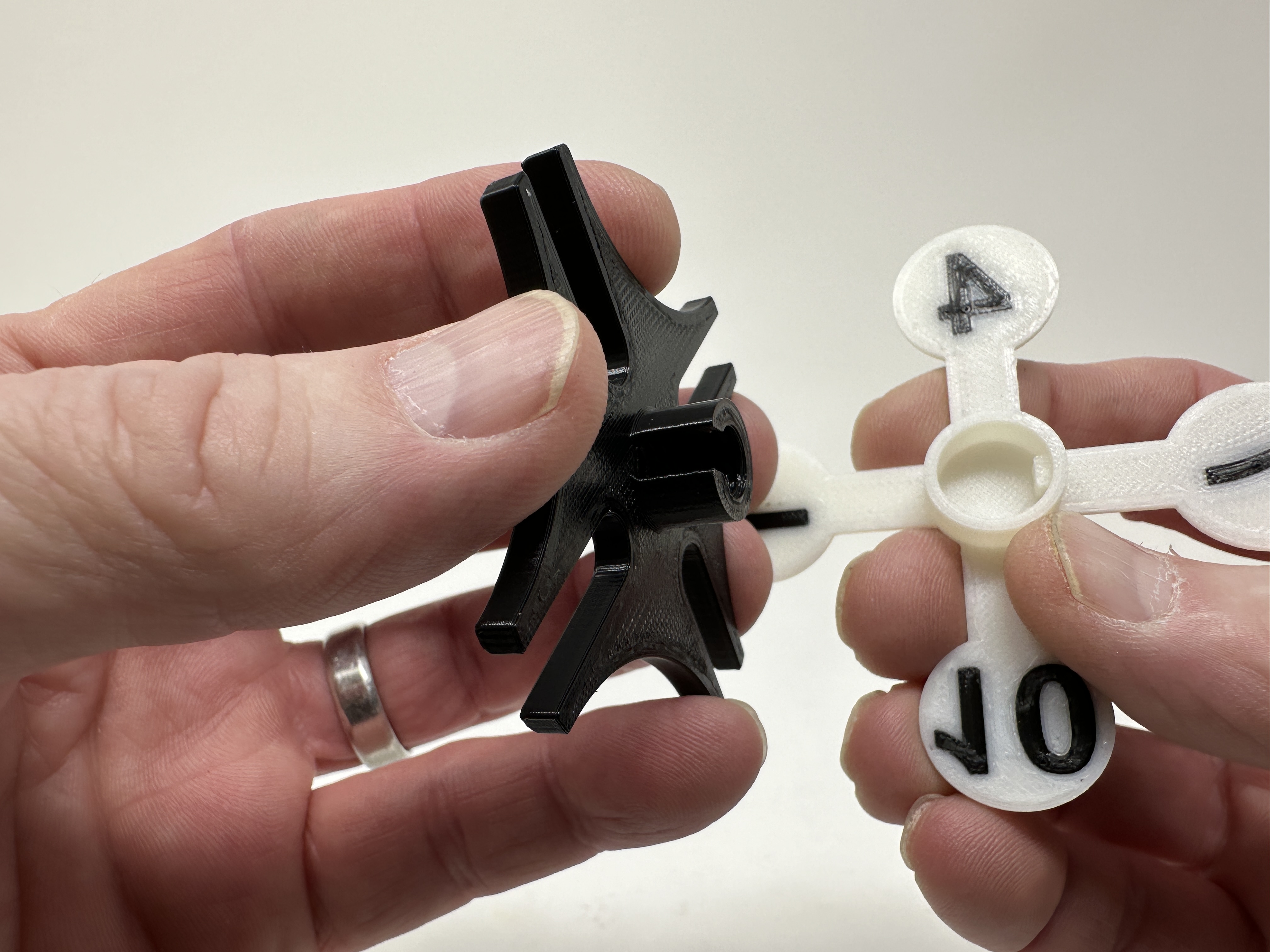 Miniatura 17 do modelo 3D Geneva Clock.