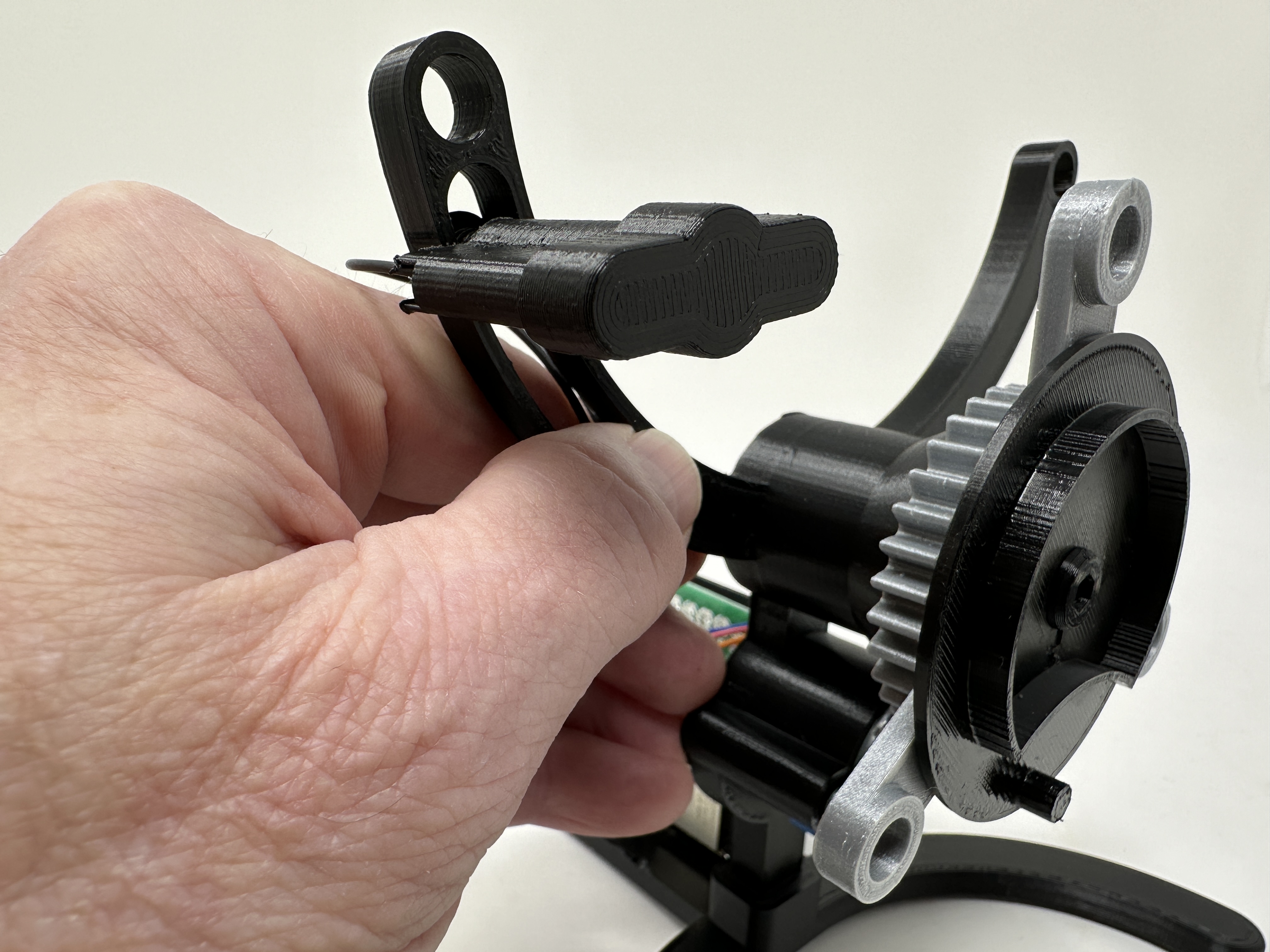 Miniatura 16 do modelo 3D Geneva Clock.
