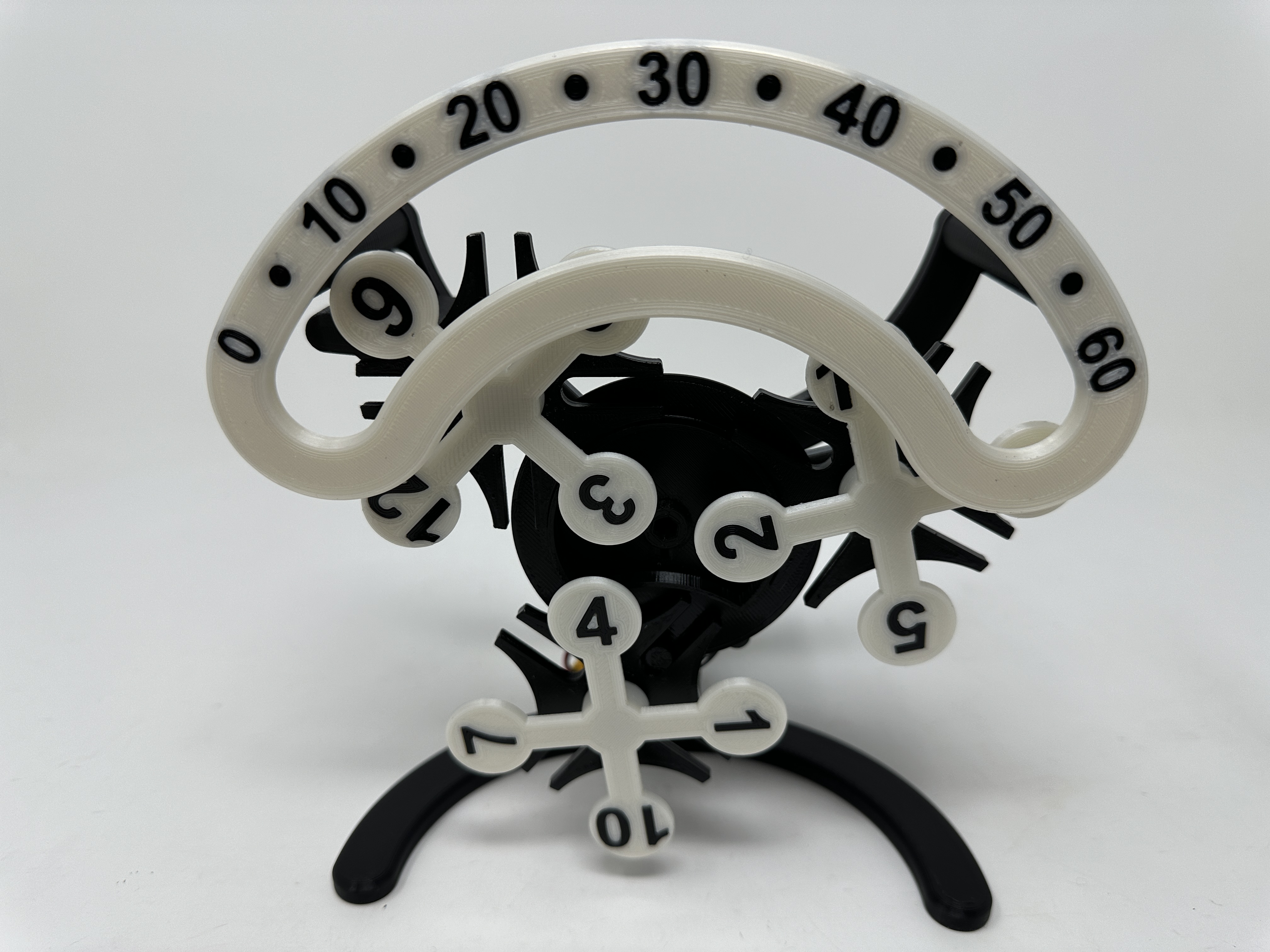 Miniatura 41 do modelo 3D Geneva Clock.