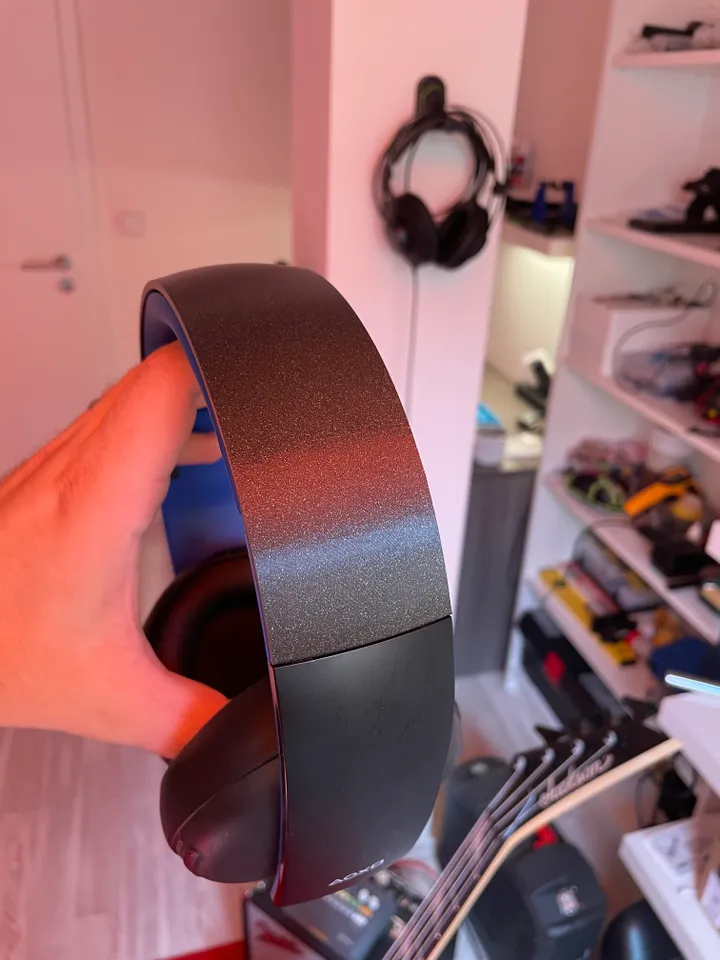Sony Gold Wireless Headset Headband by Ren Download free STL