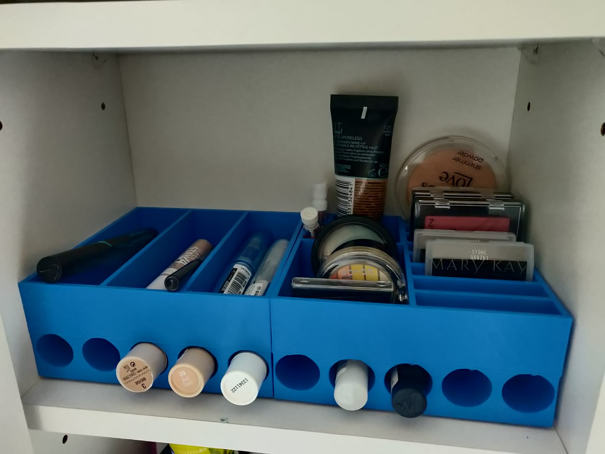 cosmetic organizer Part 1 of 2