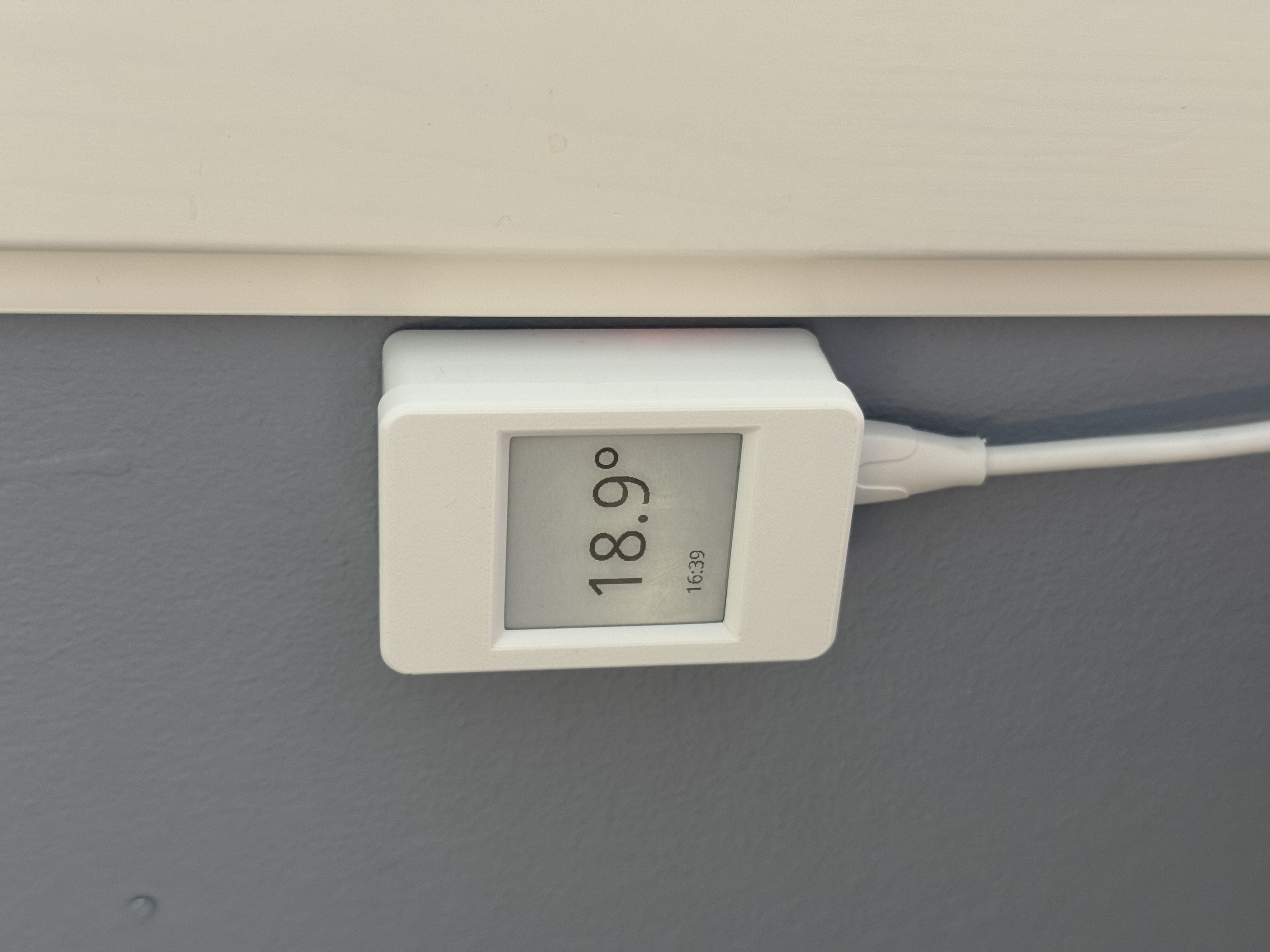 Waveshare 1.54 inch display + ESP32 case