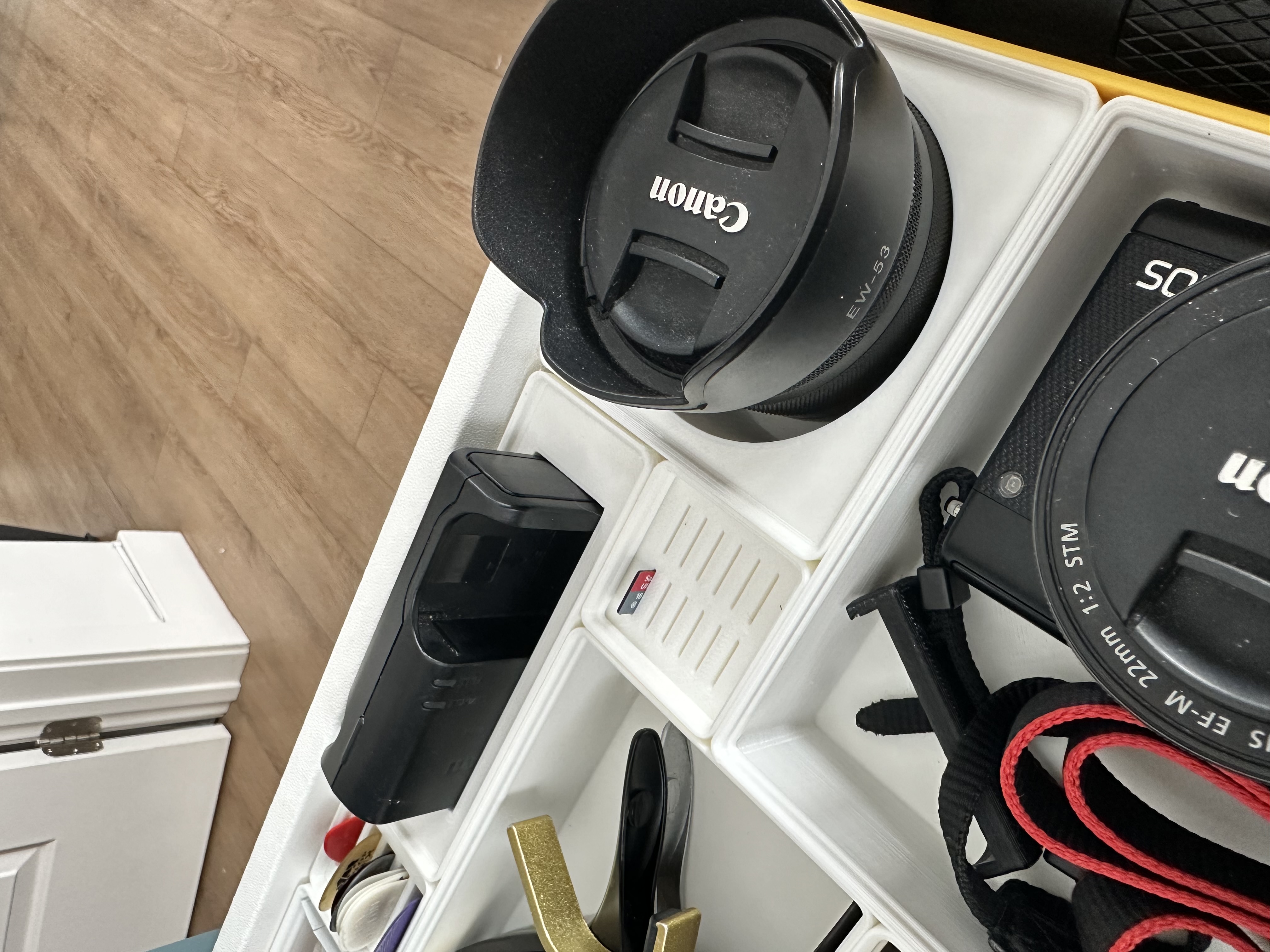 Gridfinity Canon charger holder