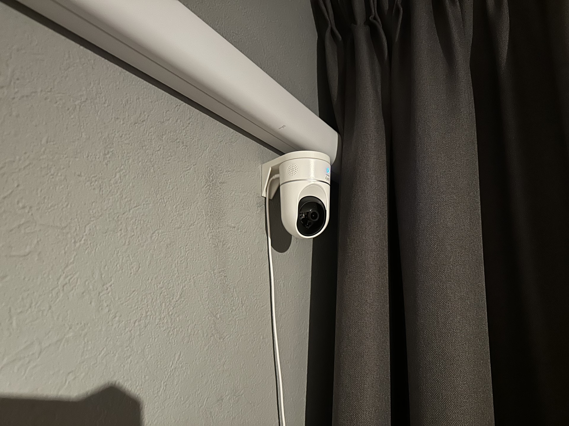 Eufy 2K Indoor cam wall mount