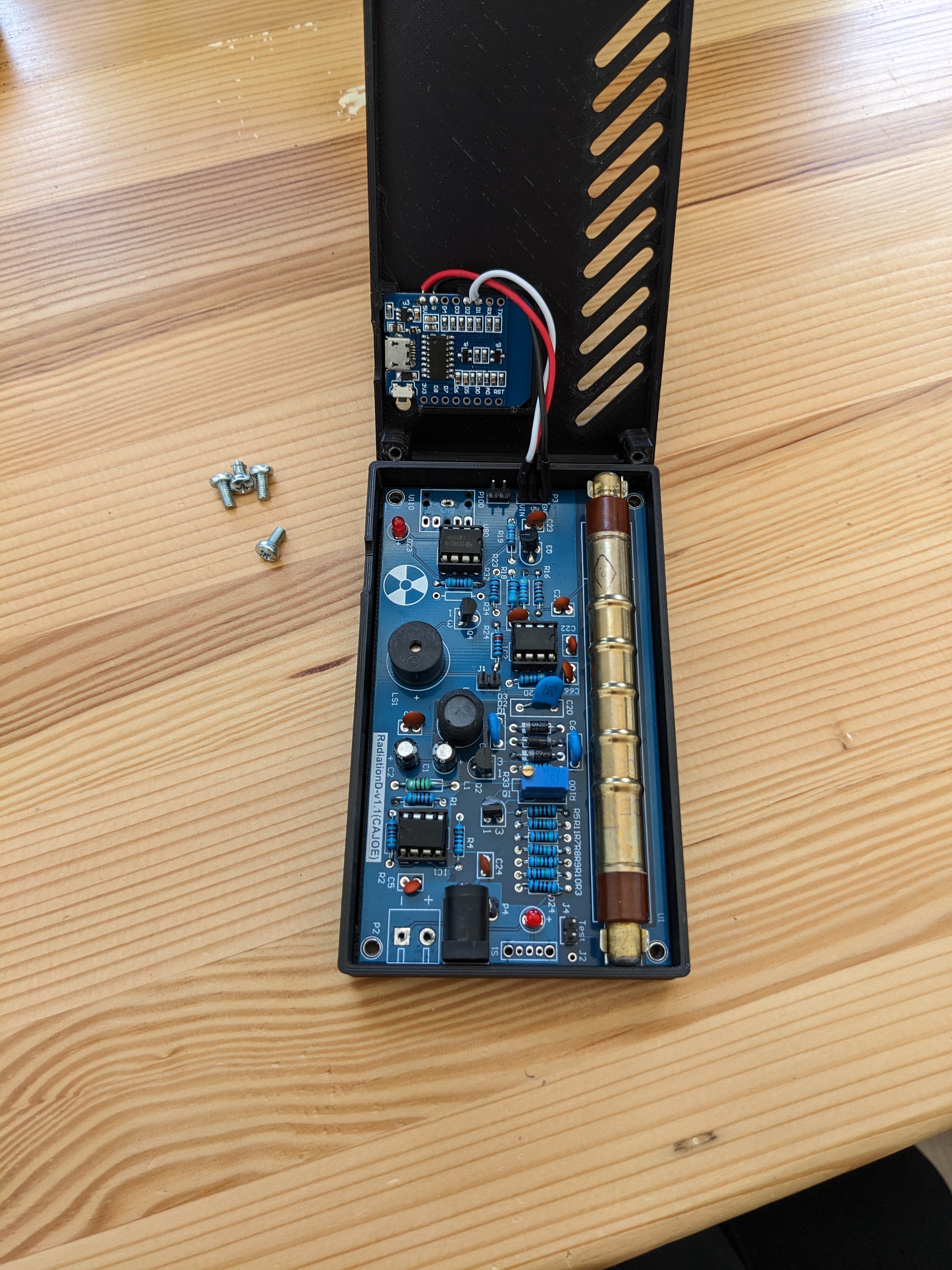 Geiger counter module enclosure by tearandfix Download free STL model