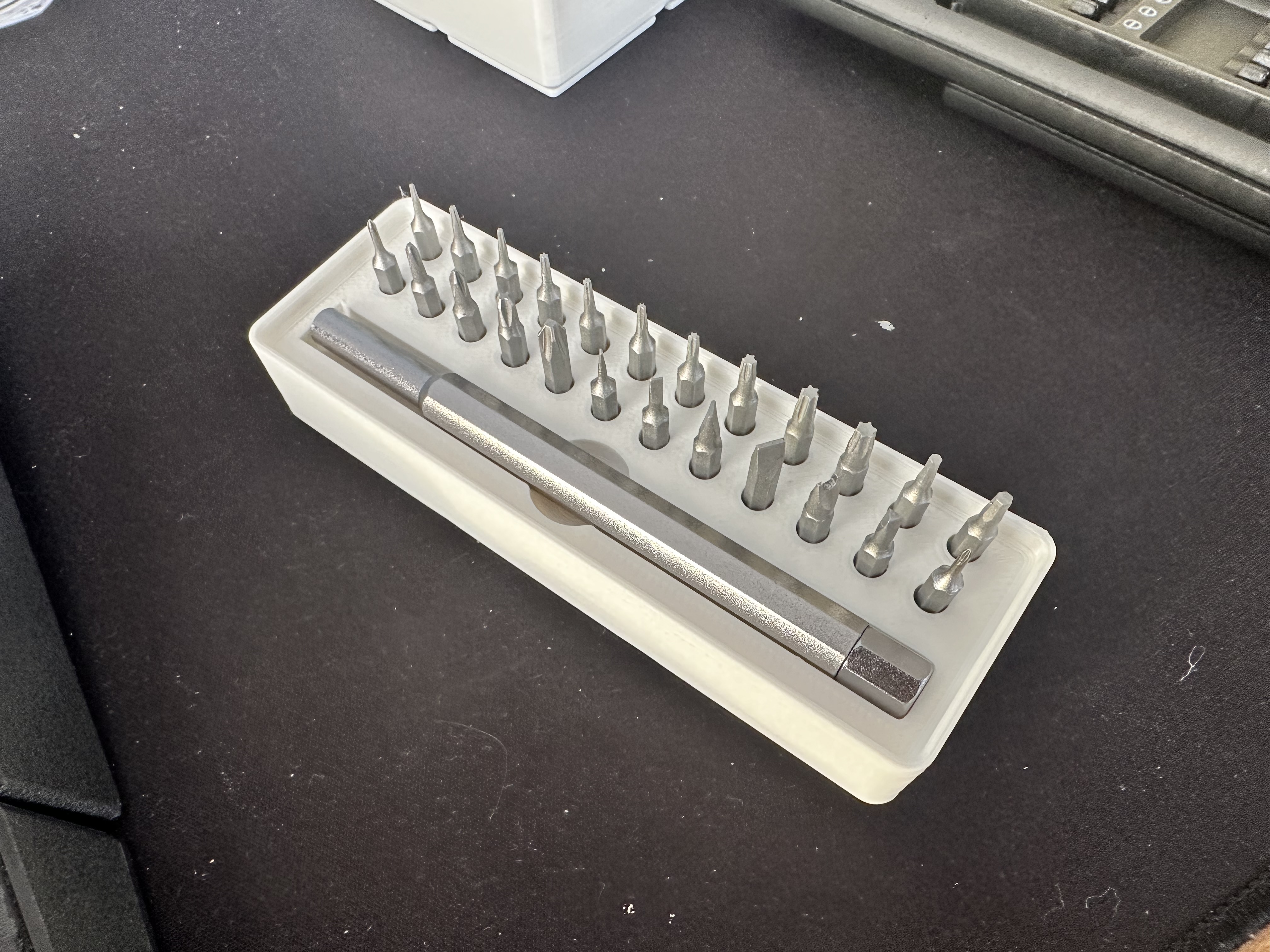 Precision screwdriver holder Gridfinity