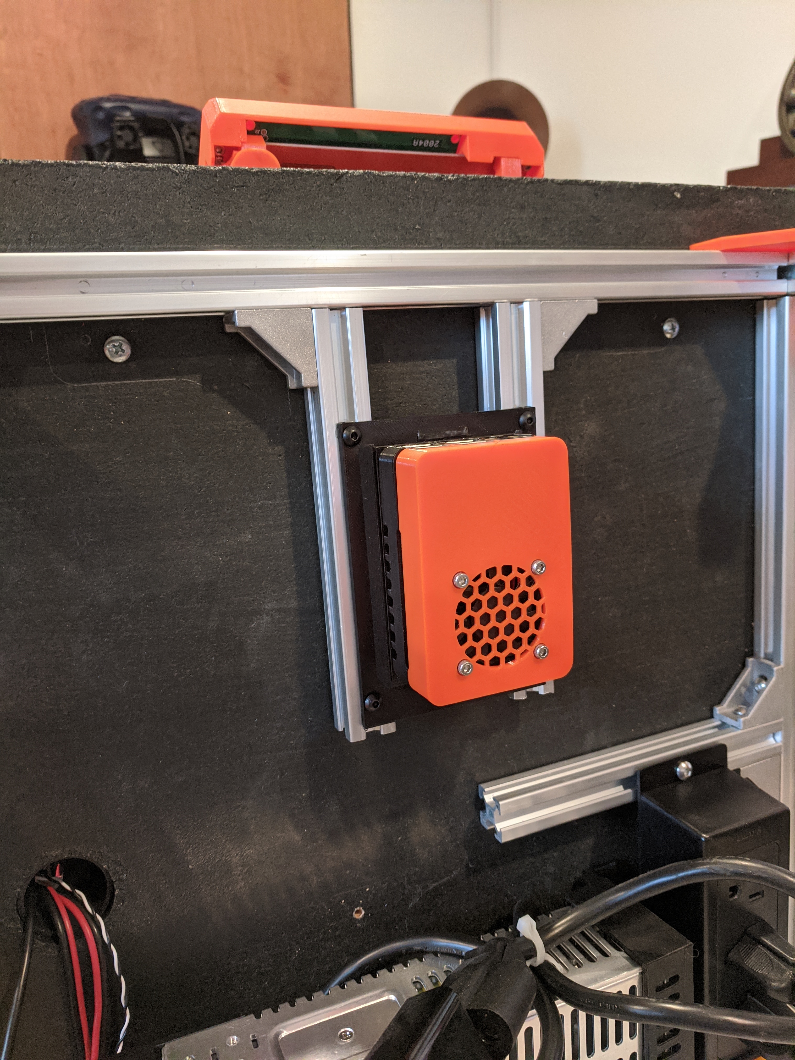 Miniatura 3 do modelo 3D Raspberry Pi 3b+ Slide Mount Case