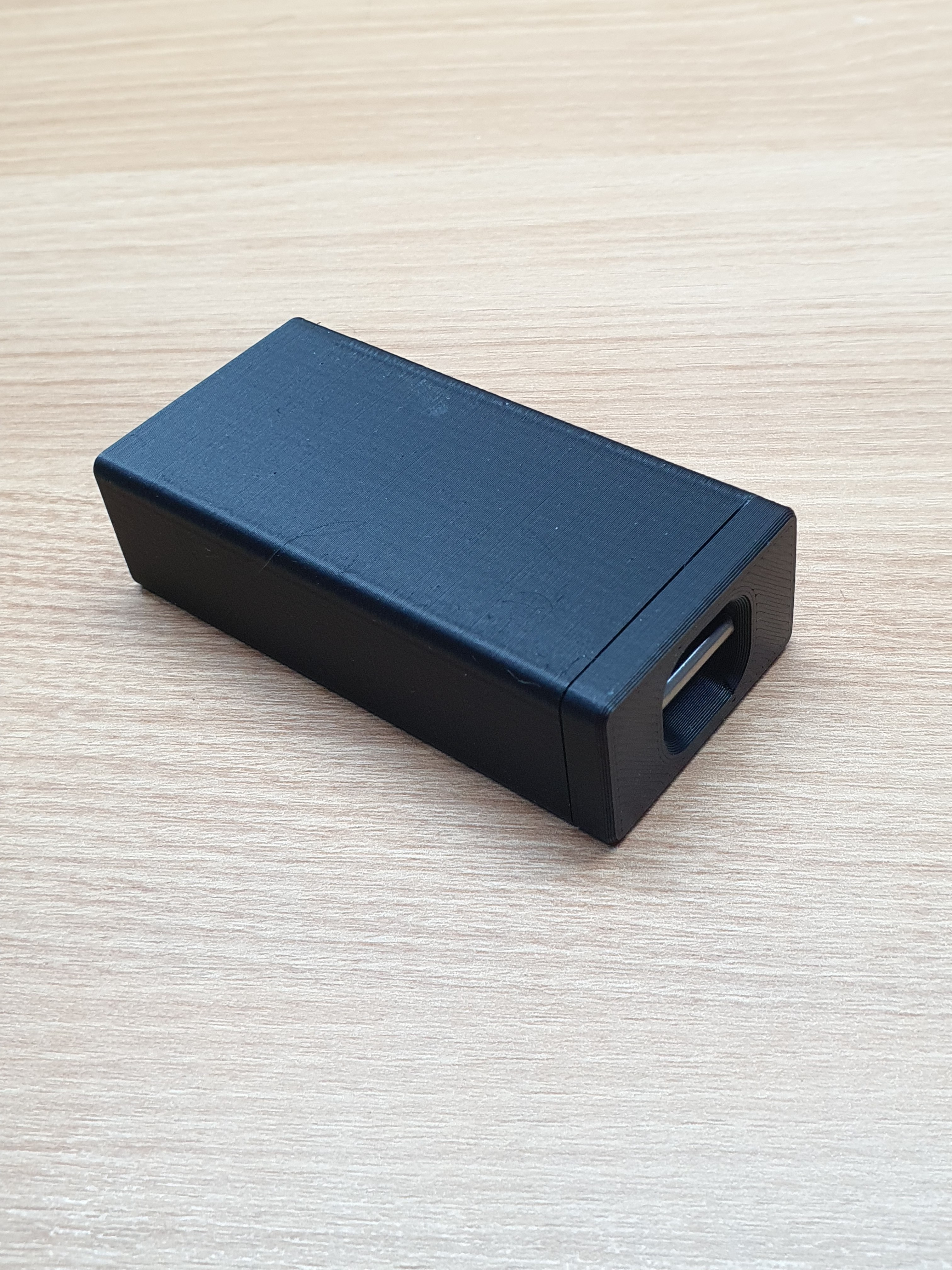 Miniatura 2 do modelo 3D Earplug case