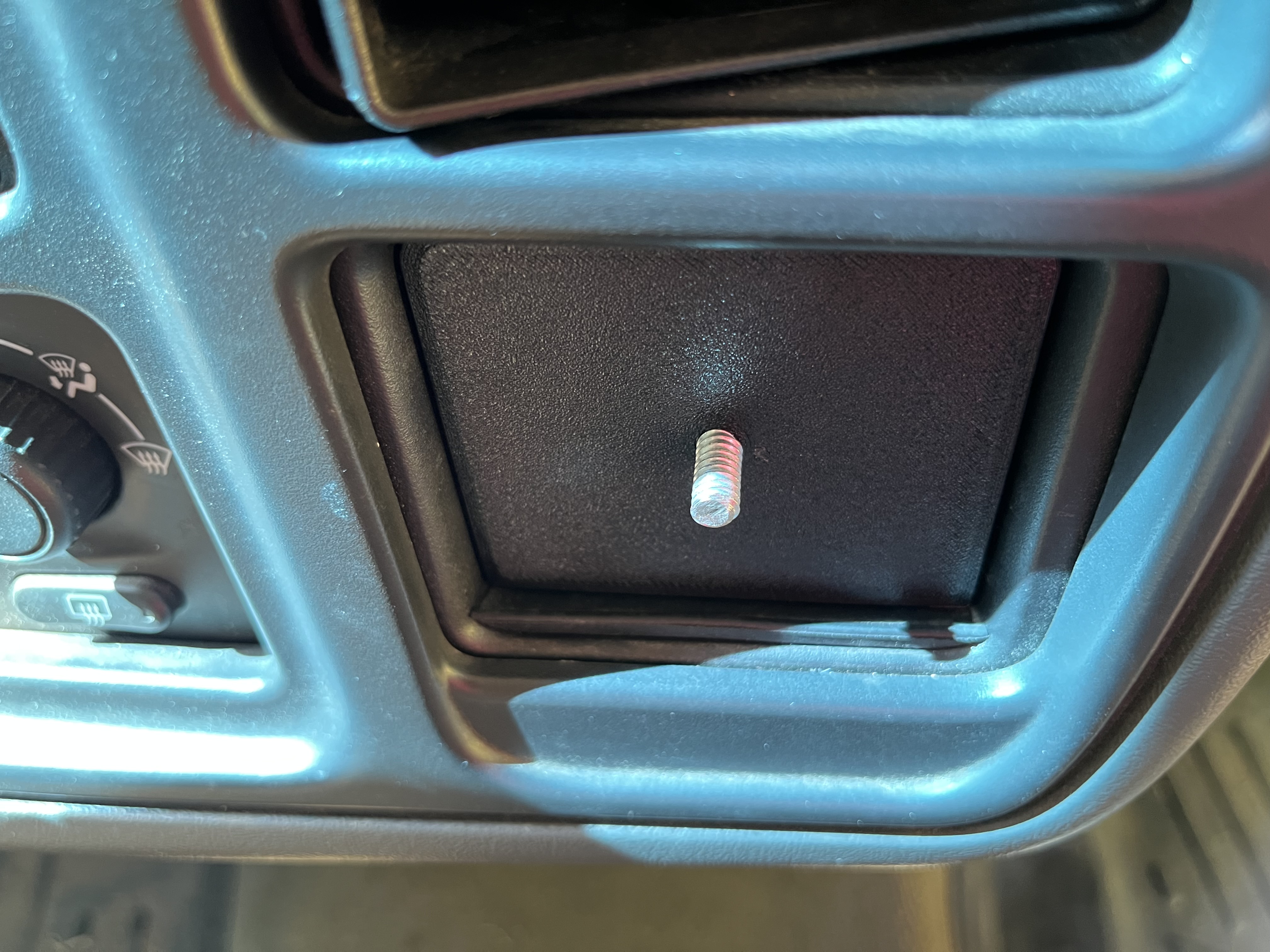 GMT800 Dash Pocket Adapter