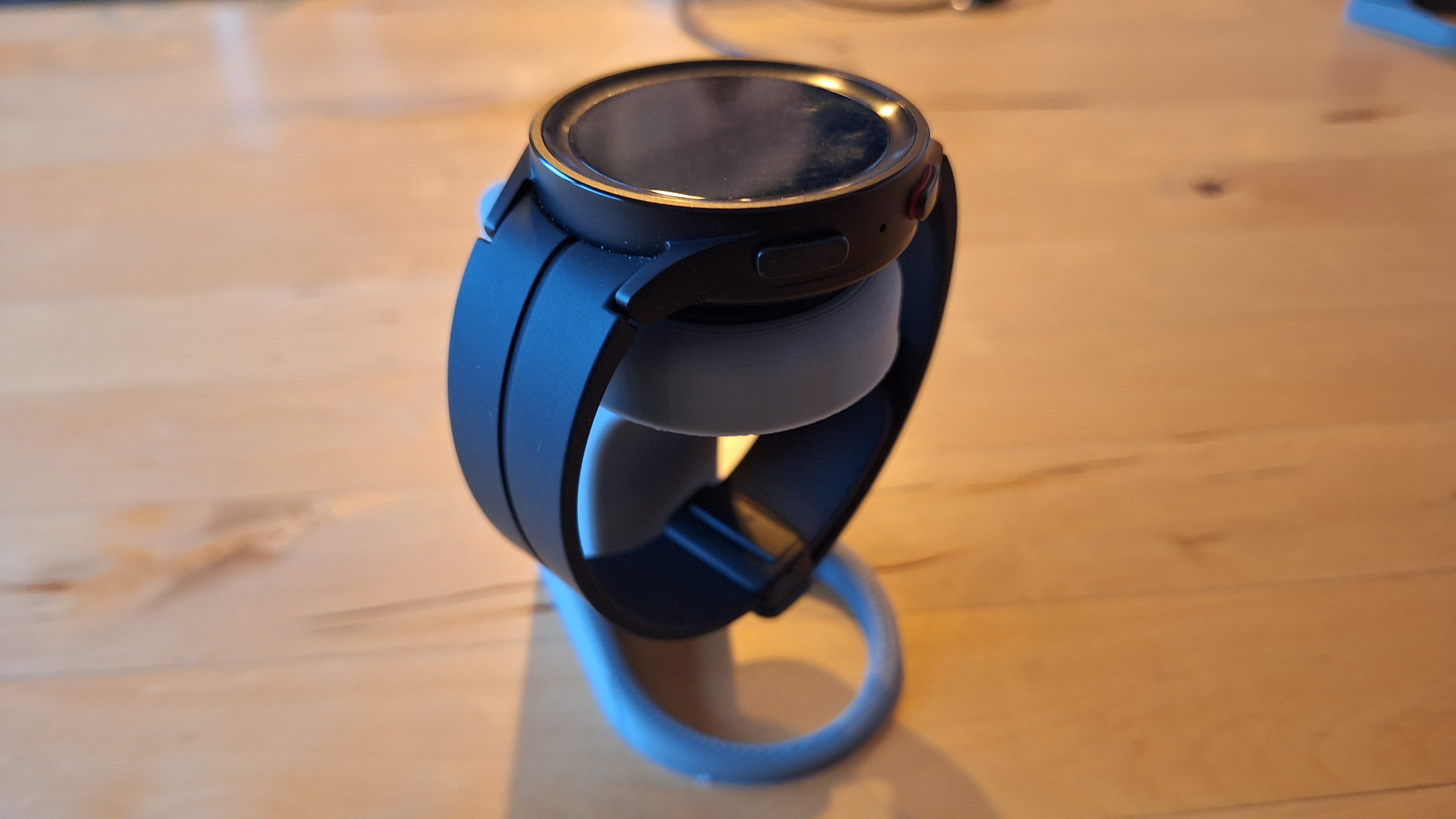 Ladestation für Samsung Galaxy Watch 3, 4, 5 & 6 (leicht zu drucken) / Wireless charger stand for Samsung Galaxy Watch 3, 4, 5 & 6 (easy to print)