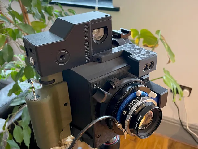 LRF45 - A large format 4x5 Rangefinder