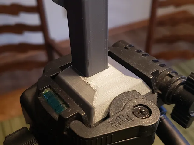 Quad Lock to Tripod Adapter