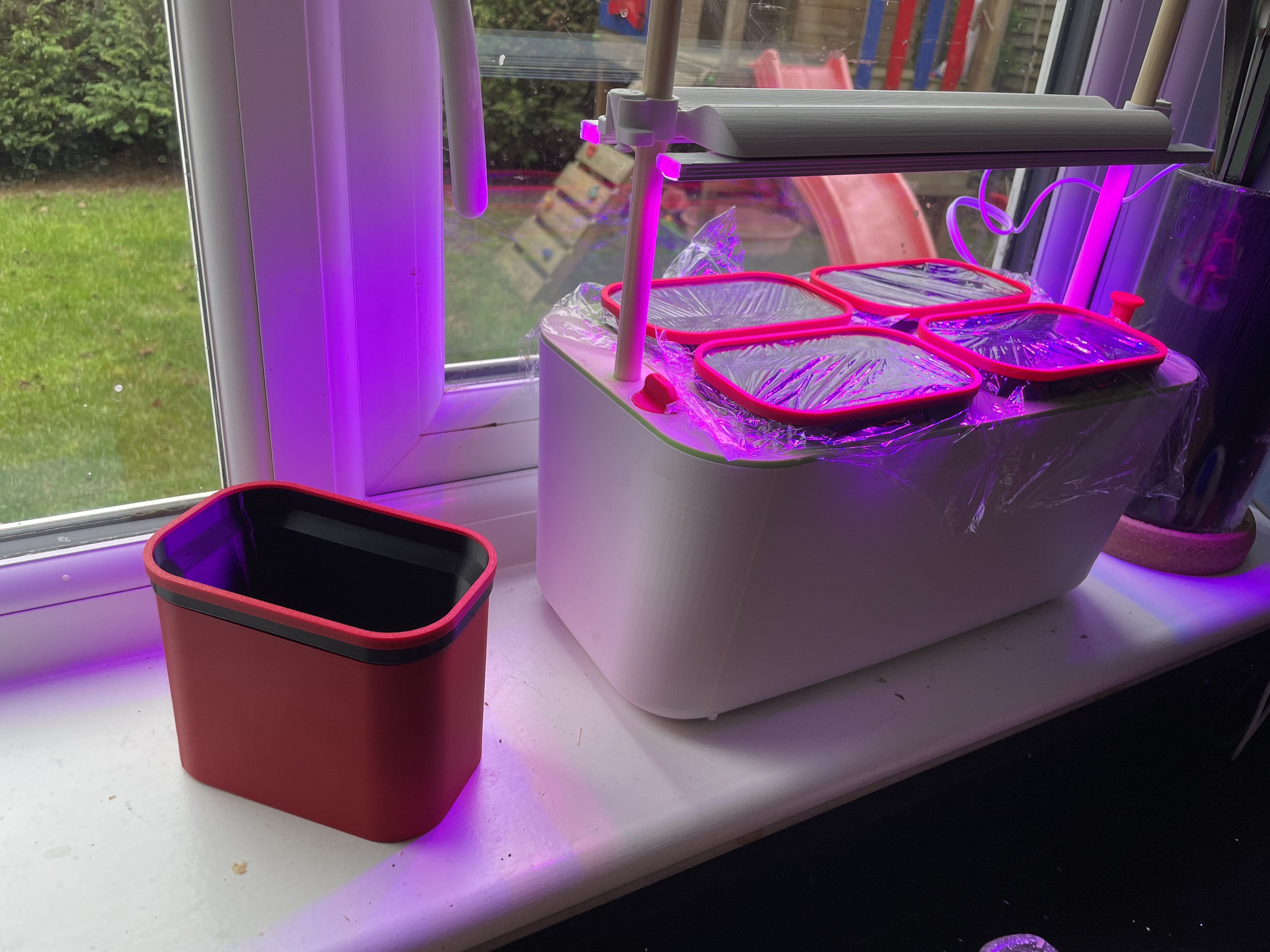 Hydroponic Pot