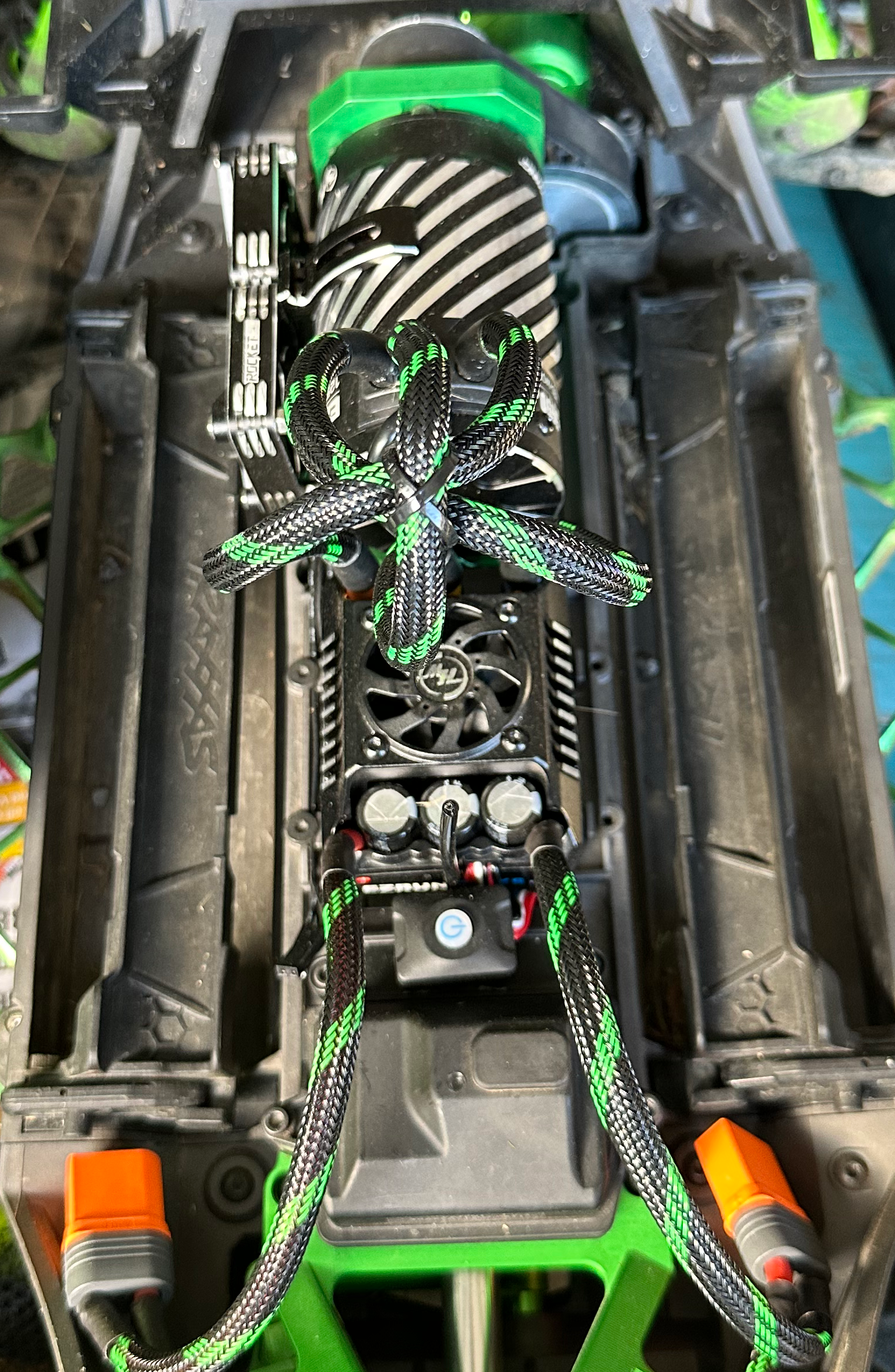 Hobbywing Max6 G2 mount for Traxxas XRT