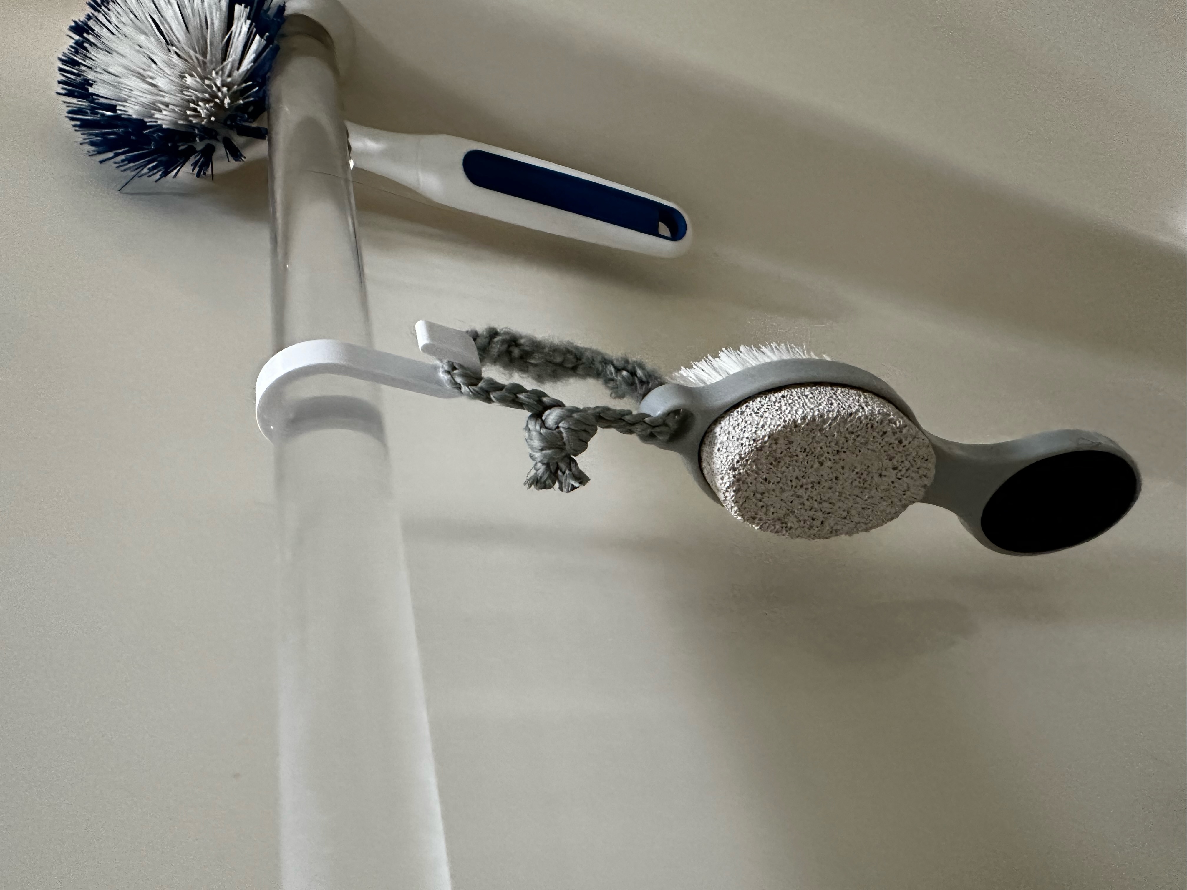 Shower Handle Hook by jray40 Download free STL model
