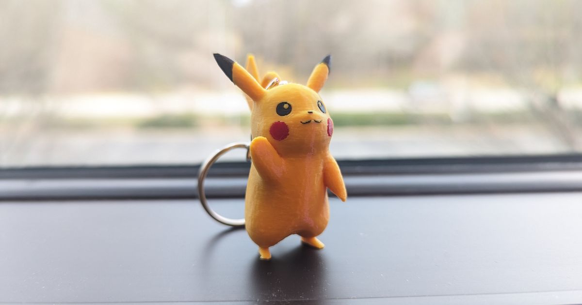 Detective clearance pikachu keychain